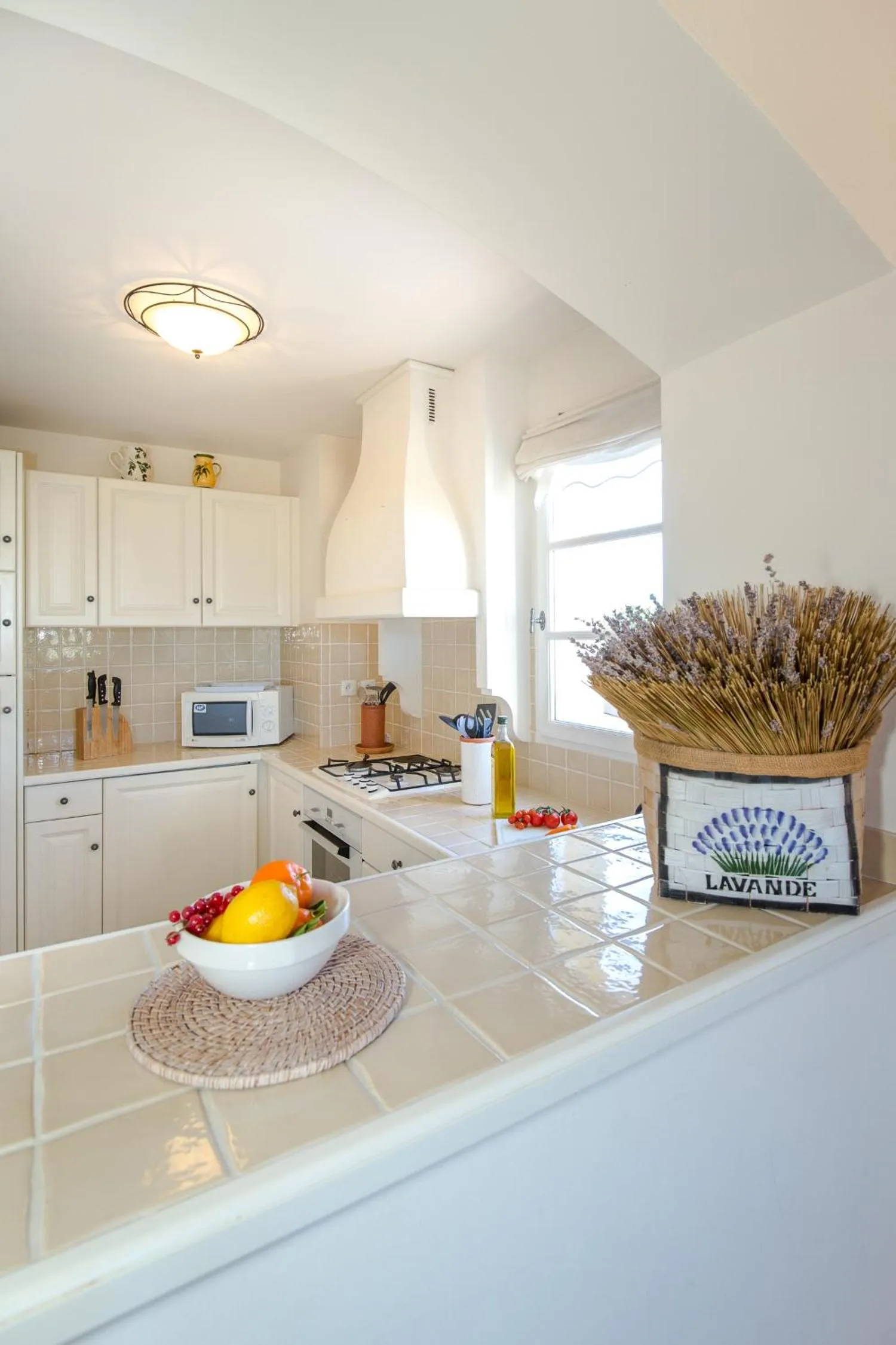 Kitchen or kitchenette in Les Appartements et Maisons du Domaine de Saint Endréol Golf & Spa Resort