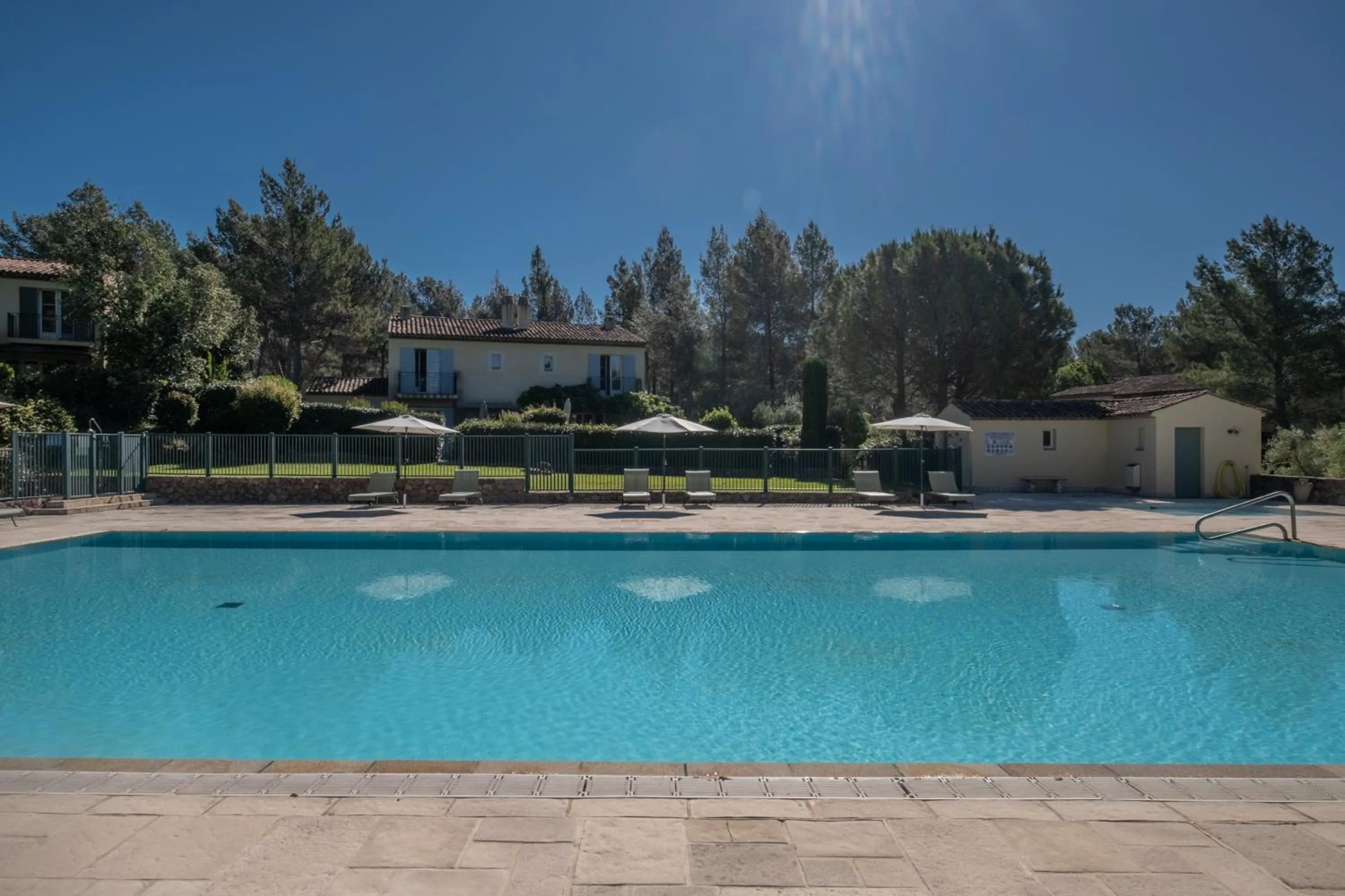 Swimming pool in Les Appartements et Maisons du Domaine de Saint Endréol Golf & Spa Resort