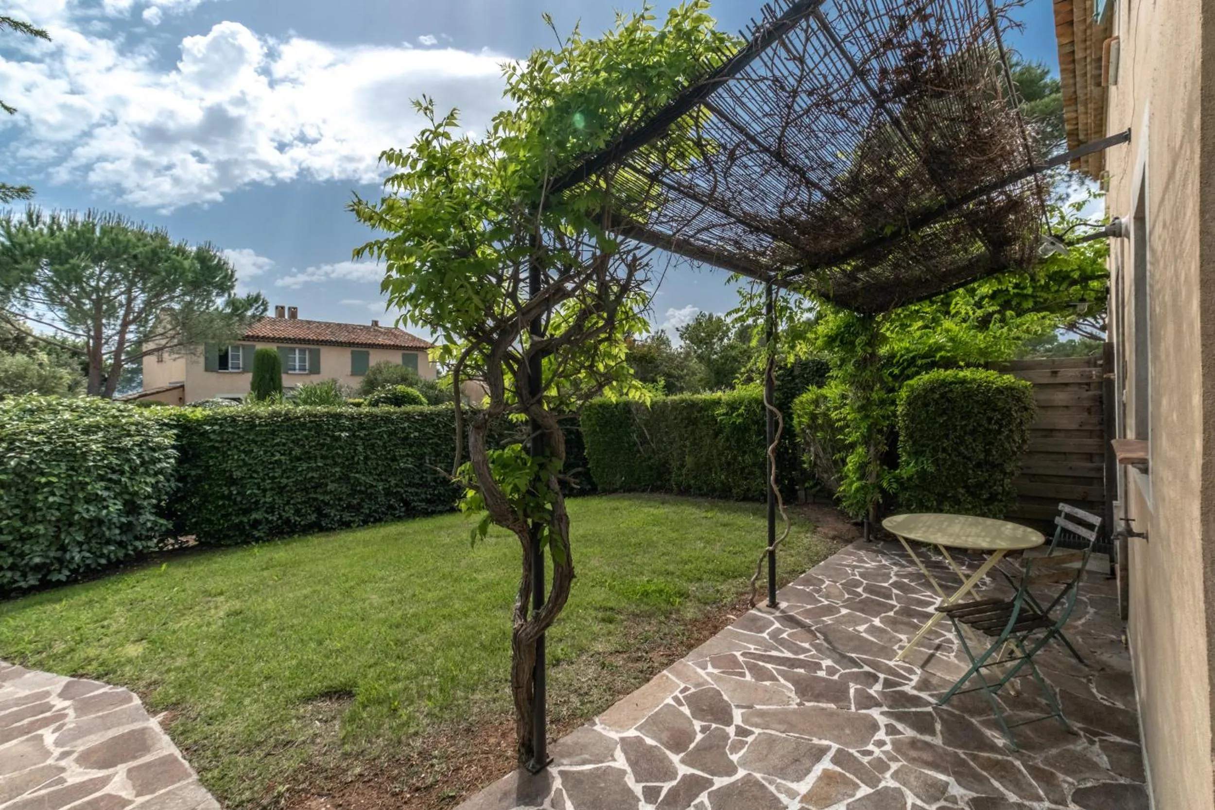 Garden in Les Appartements et Maisons du Domaine de Saint Endréol Golf & Spa Resort
