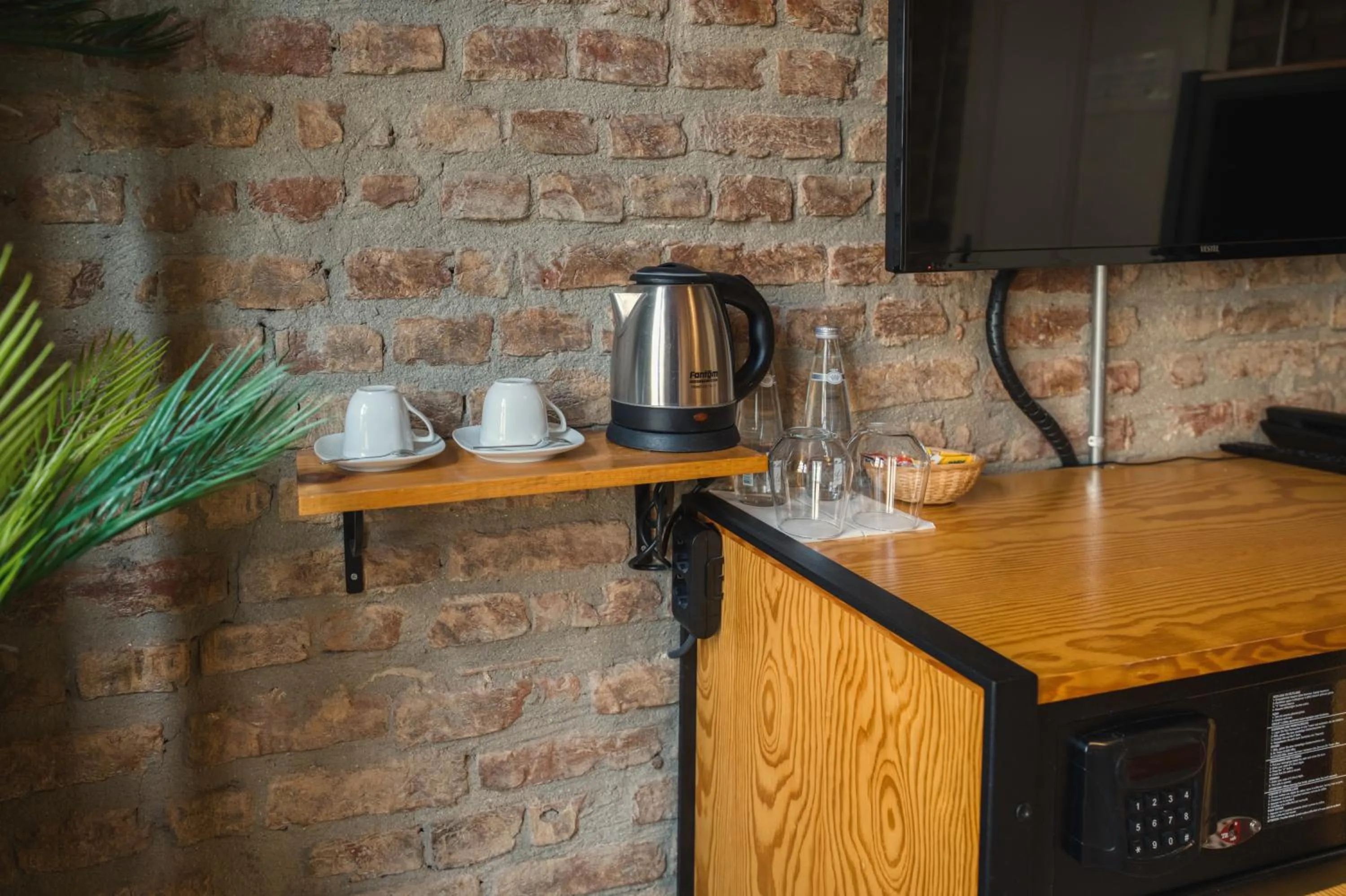 Coffee/tea facilities in Novus Pera Hotel