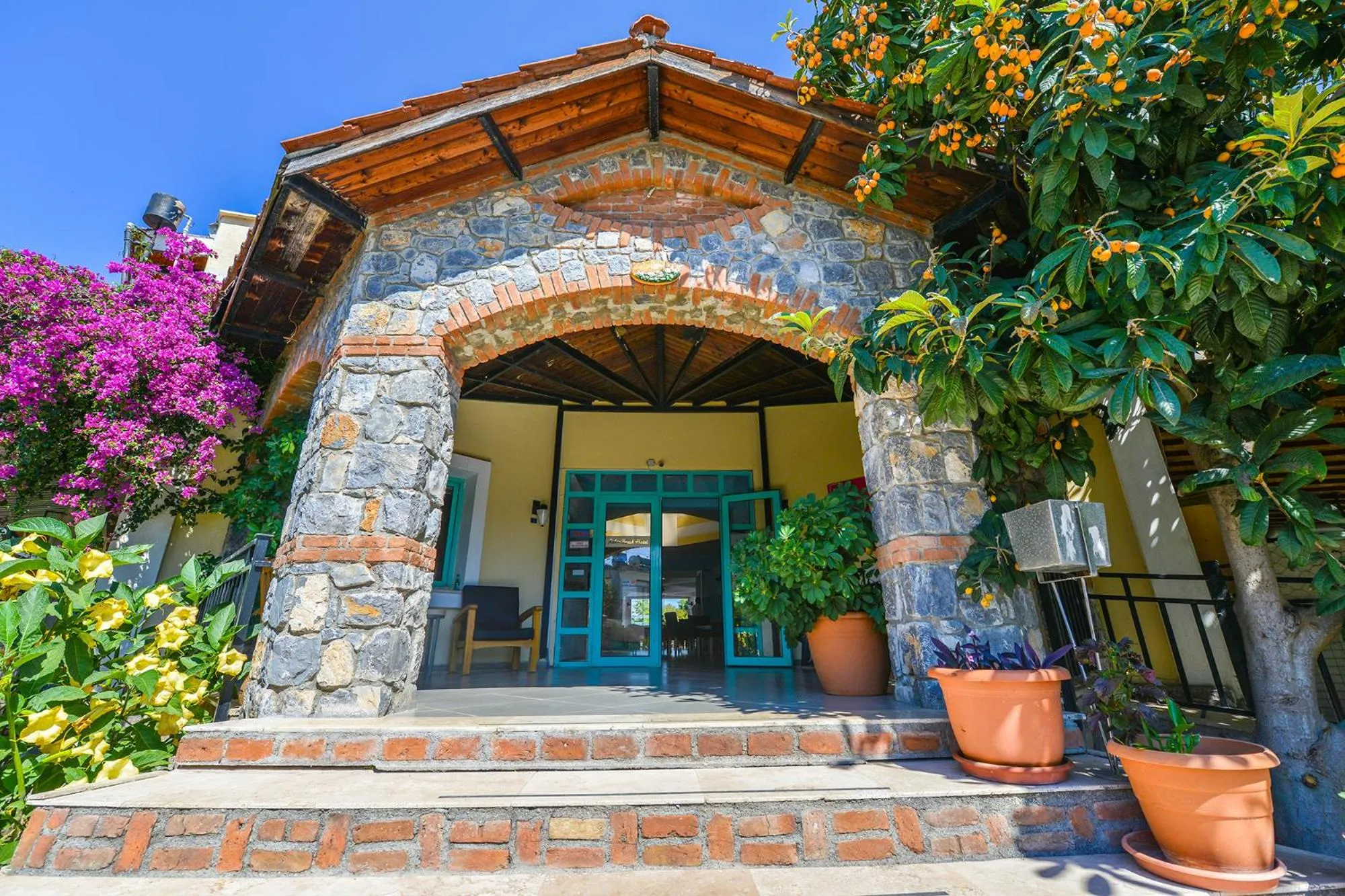 Facade/entrance in Rebin Beach Hotel