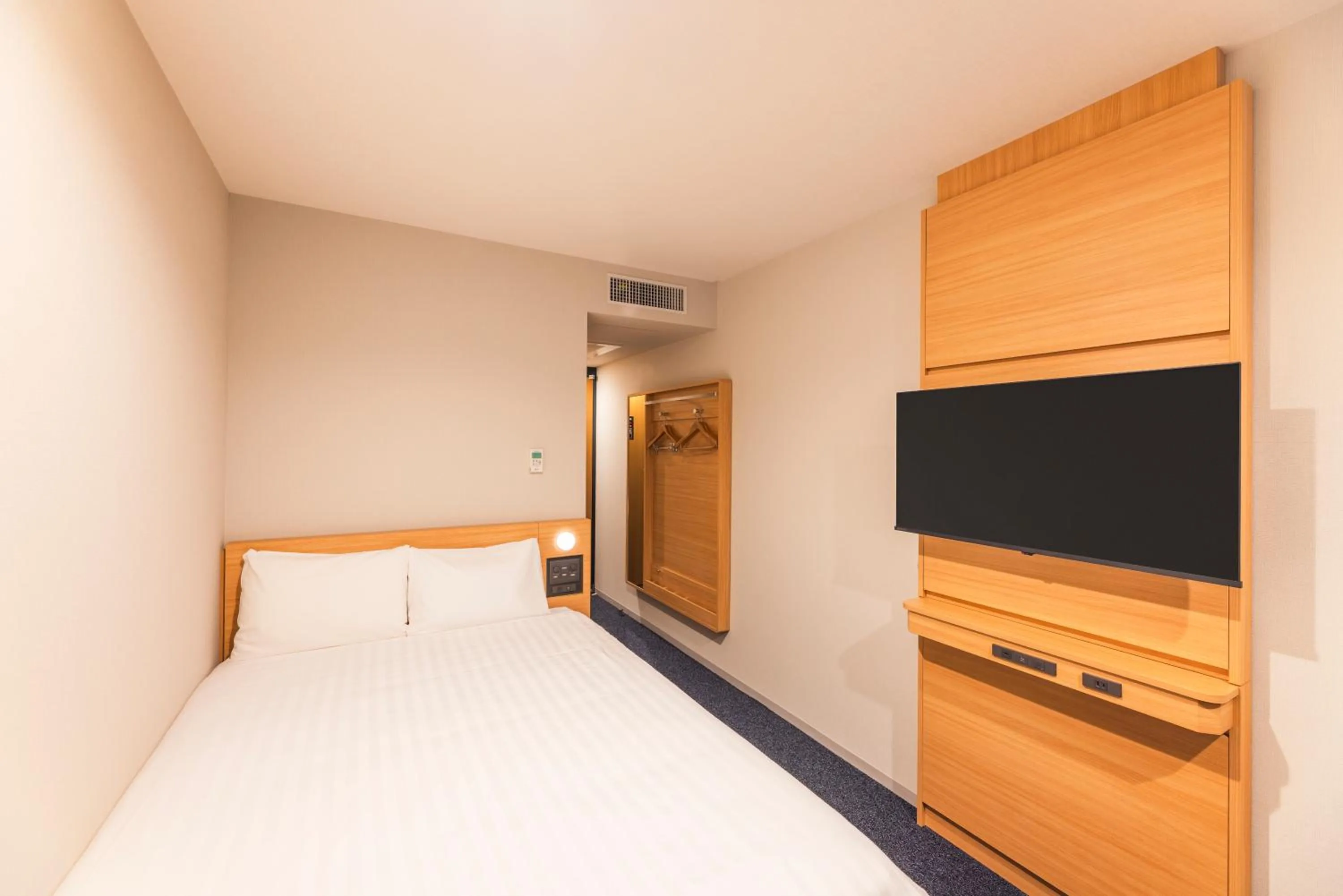 Bed in Sotetsu Fresa Inn Nagano-Ueda