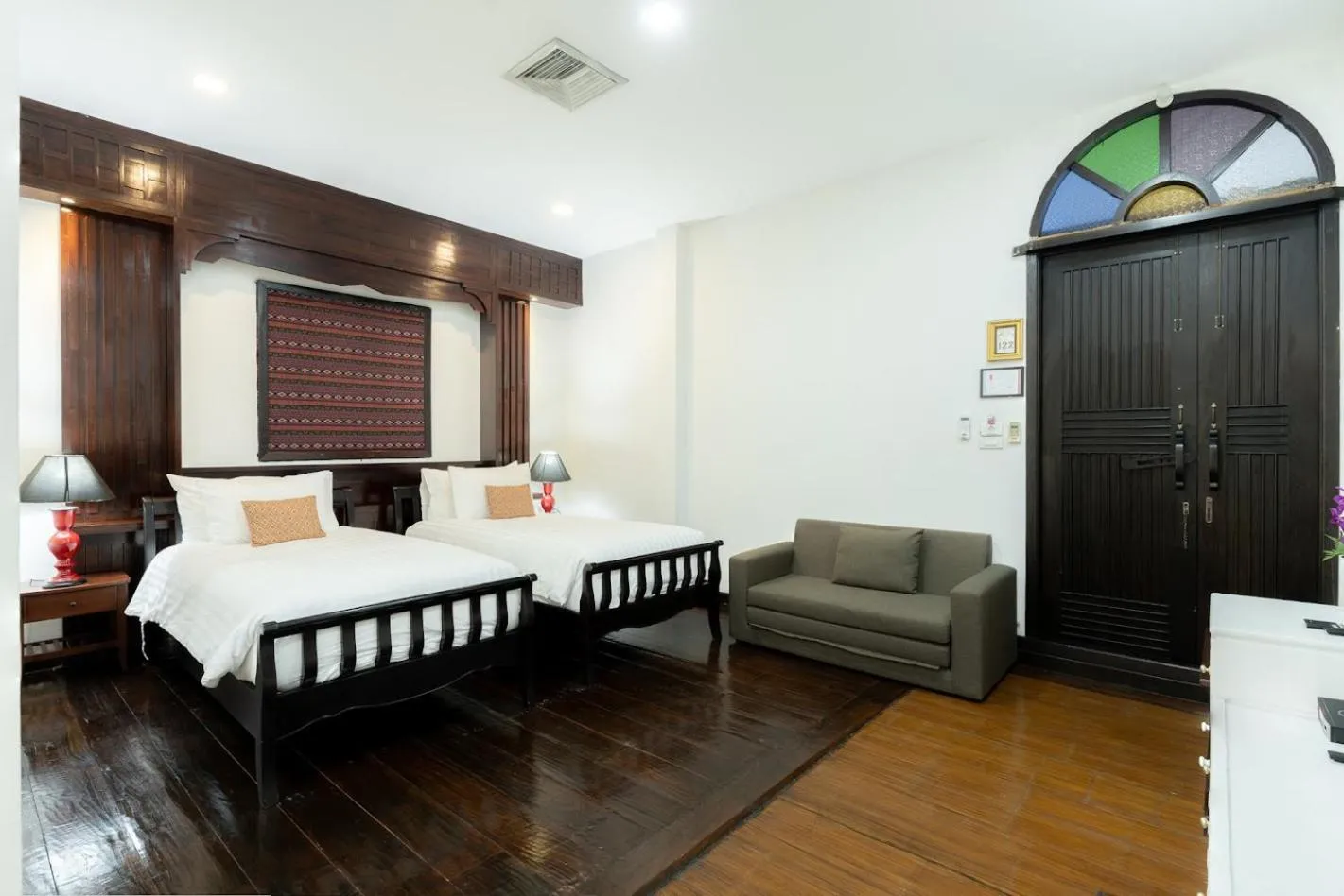 Bed in Cheva Gallery Boutique Hotel