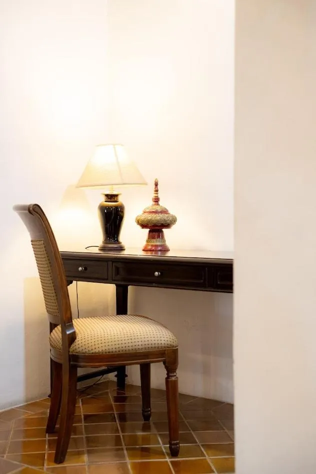 Cheva Gallery Boutique Hotel