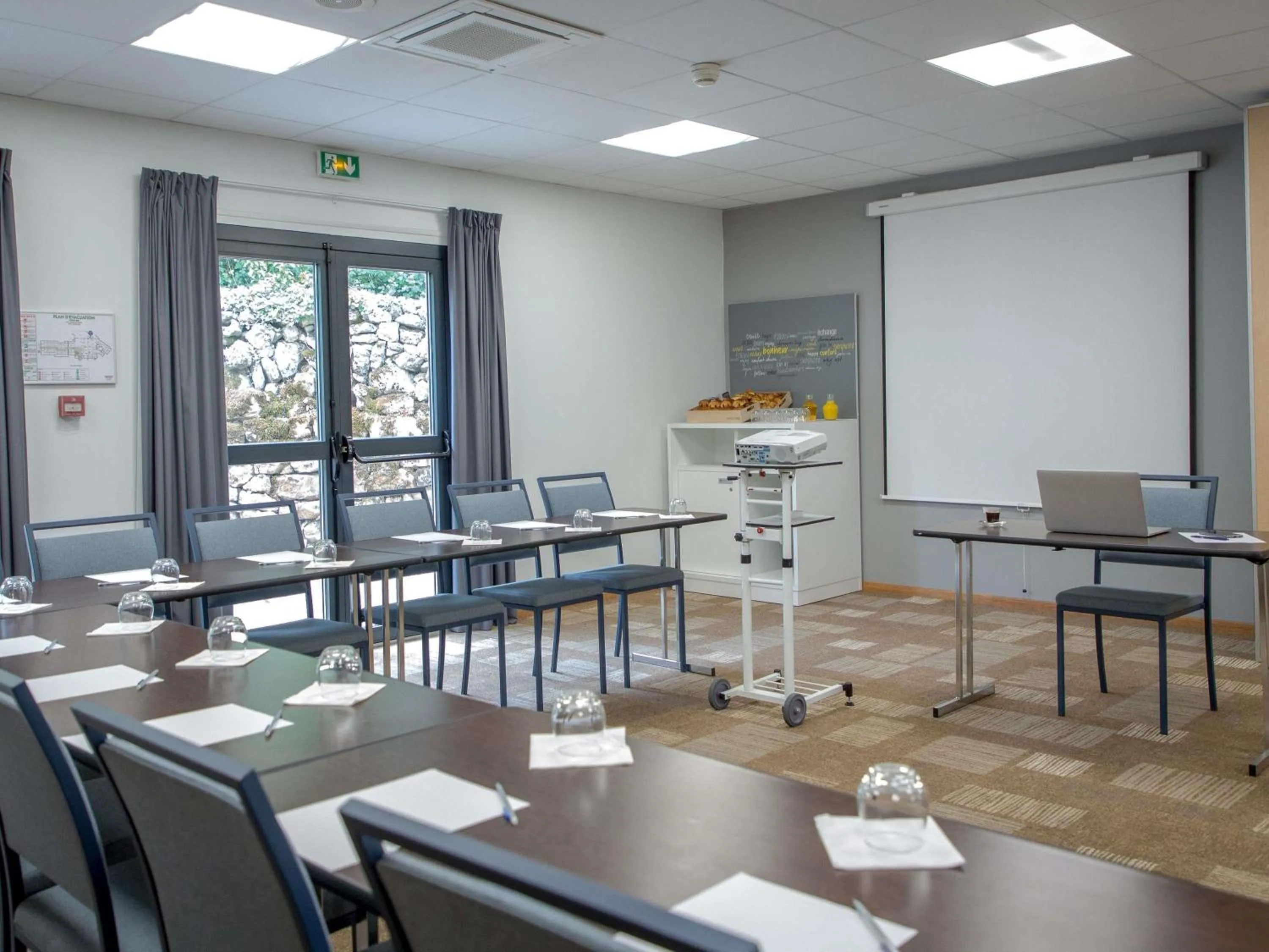 Meeting/conference room in ibis Brignoles Provence Verte