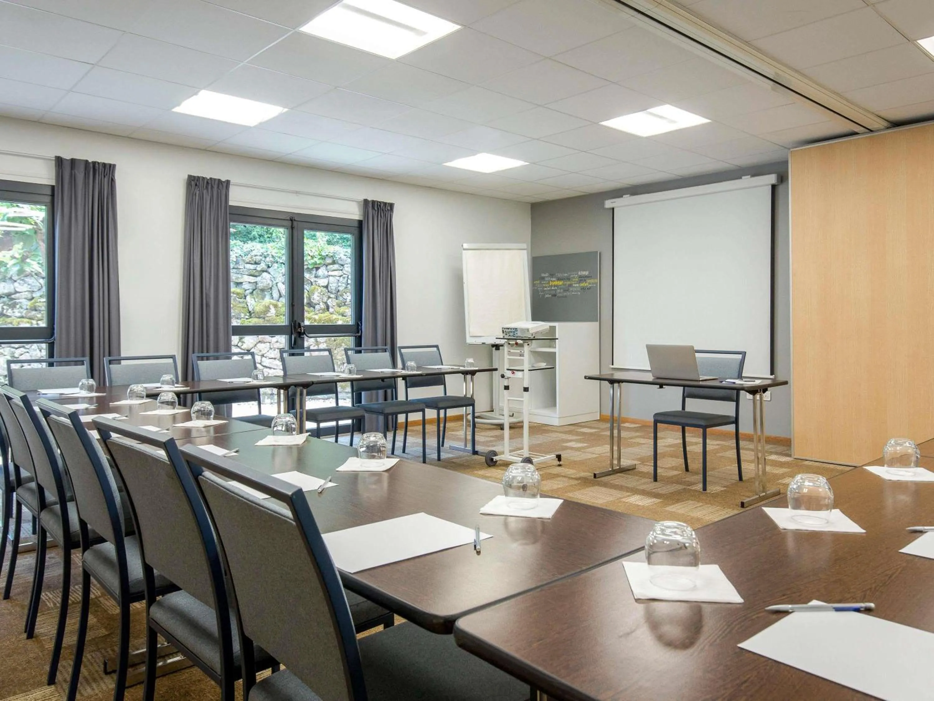 Meeting/conference room in ibis Brignoles Provence Verte