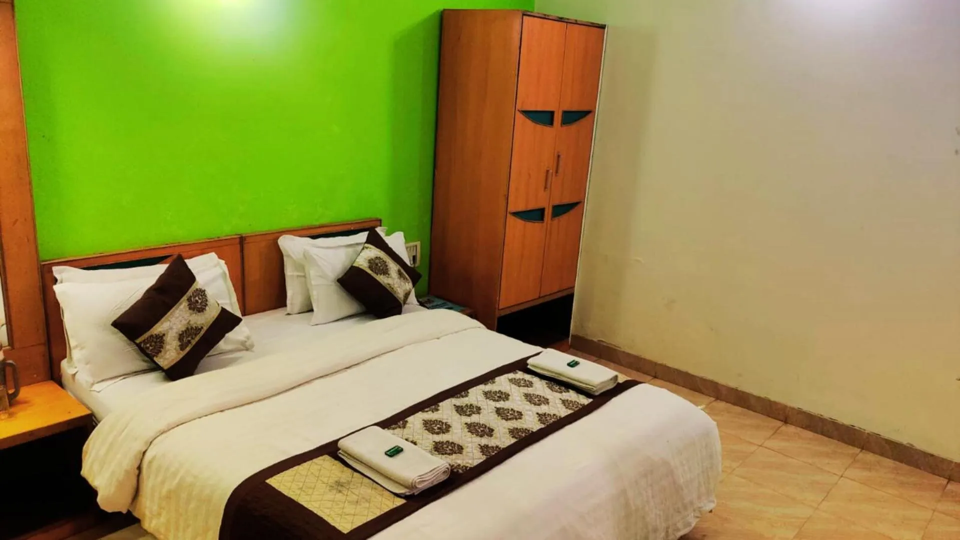 Bathroom, Bed in Rajdhani Resort Lonavala