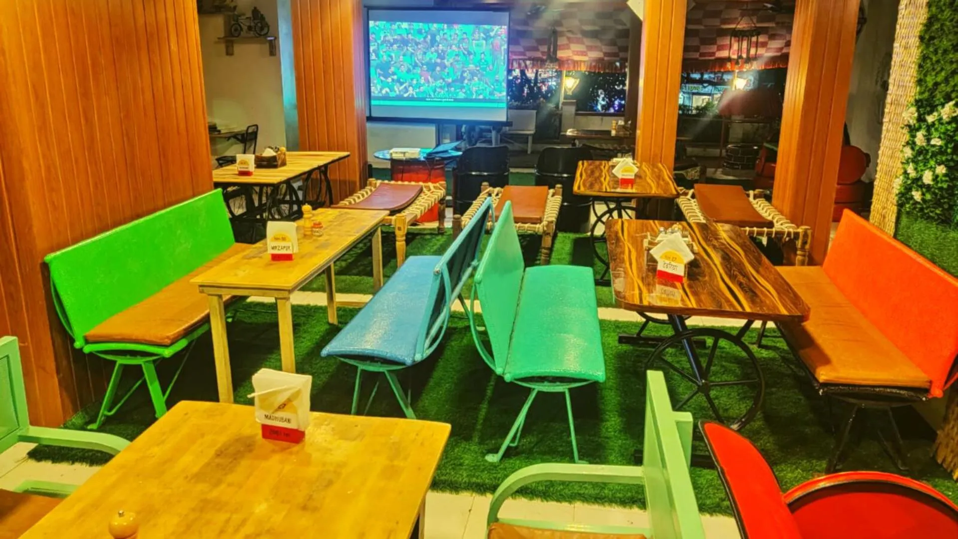 Restaurant/places to eat in Rajdhani Resort Lonavala