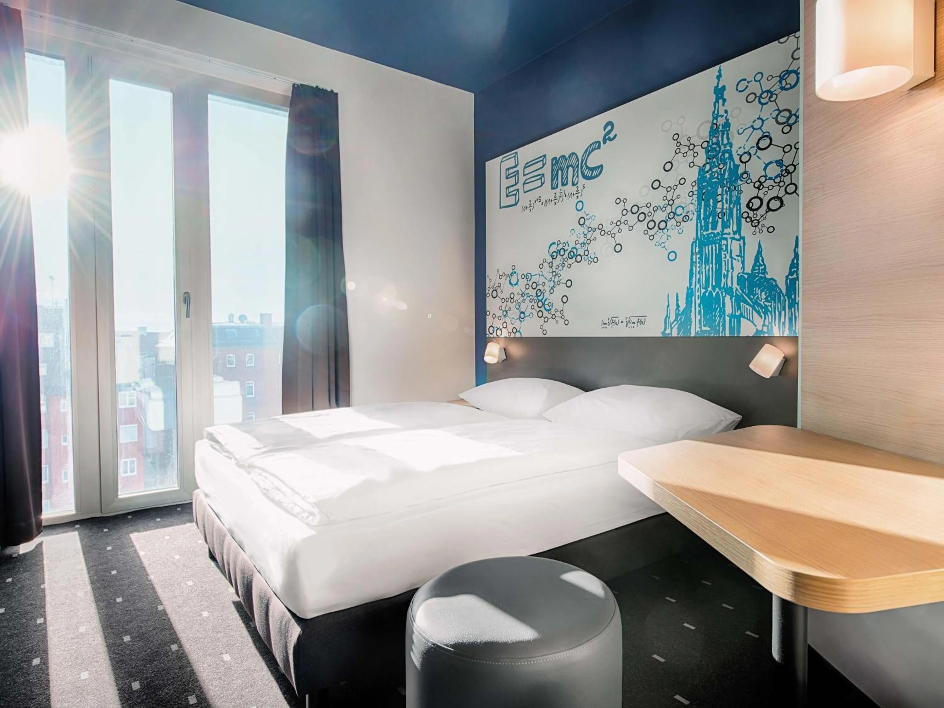 Bed in B&B Hotel Ulm