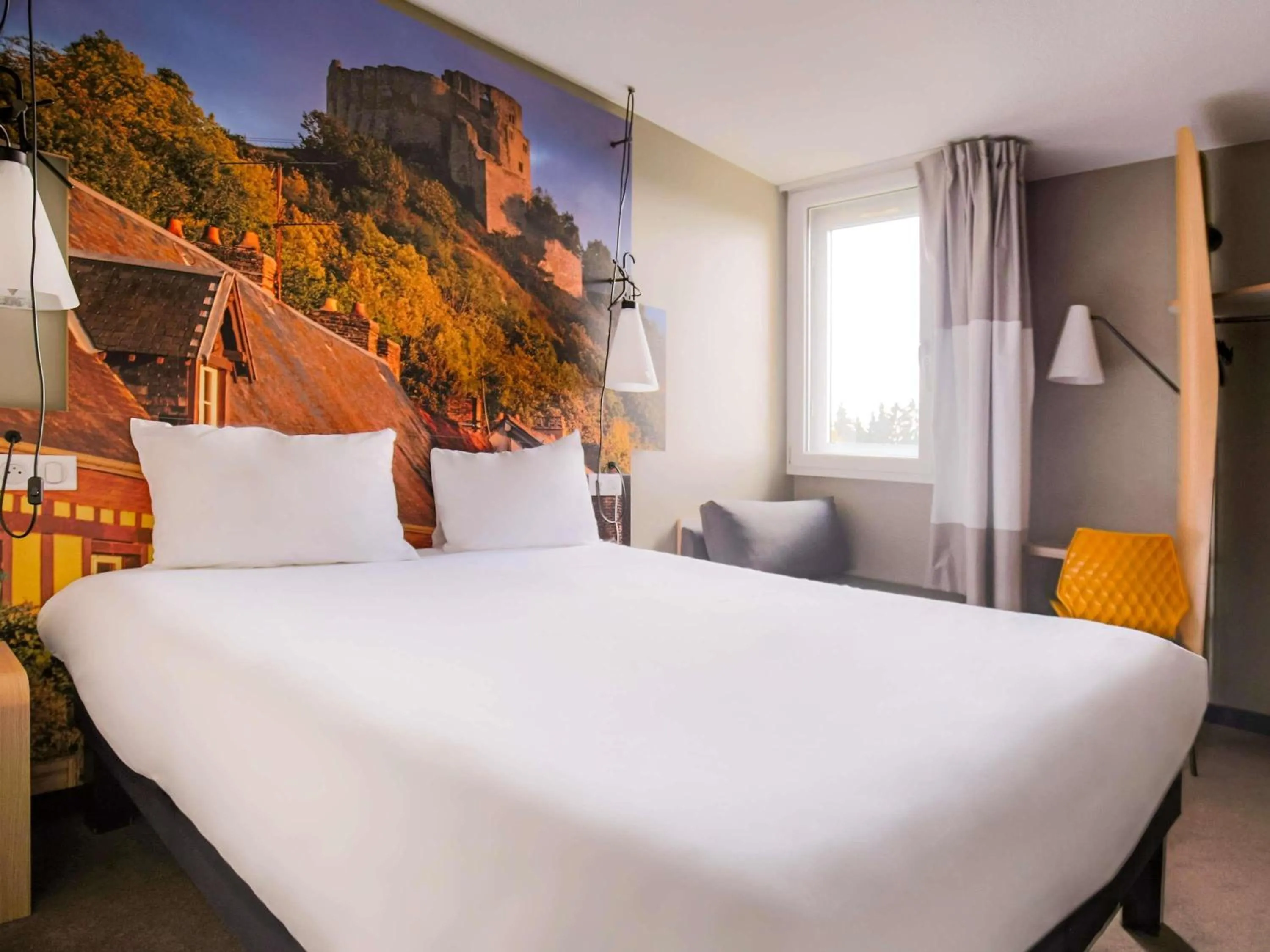 Bedroom, Bed in ibis Paris Marne la Vallee Emerainville