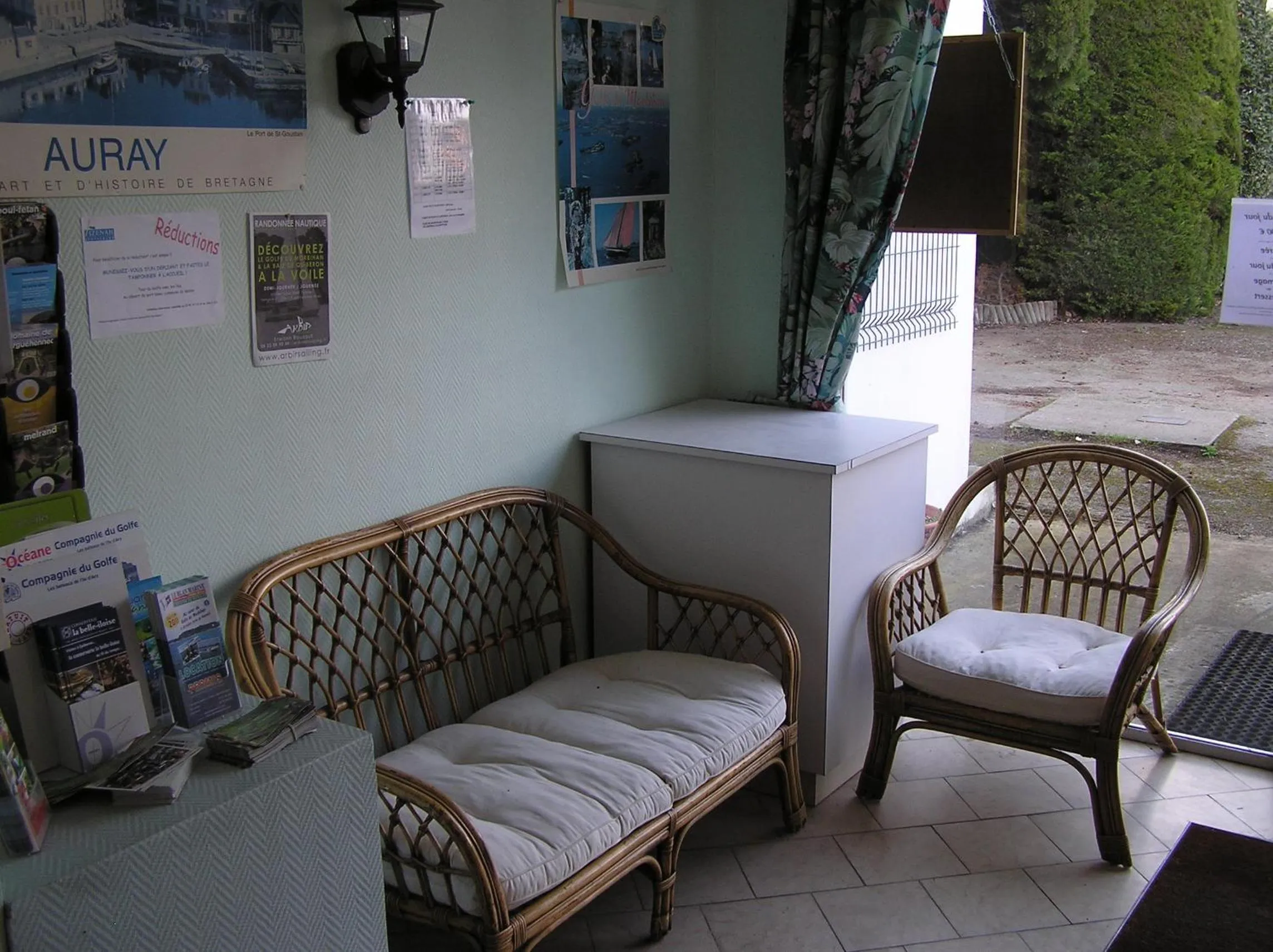 Lobby or reception in Le Toul' Broch