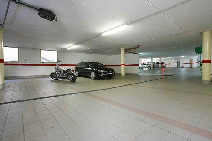 Parking in Garni Residence Soraiser