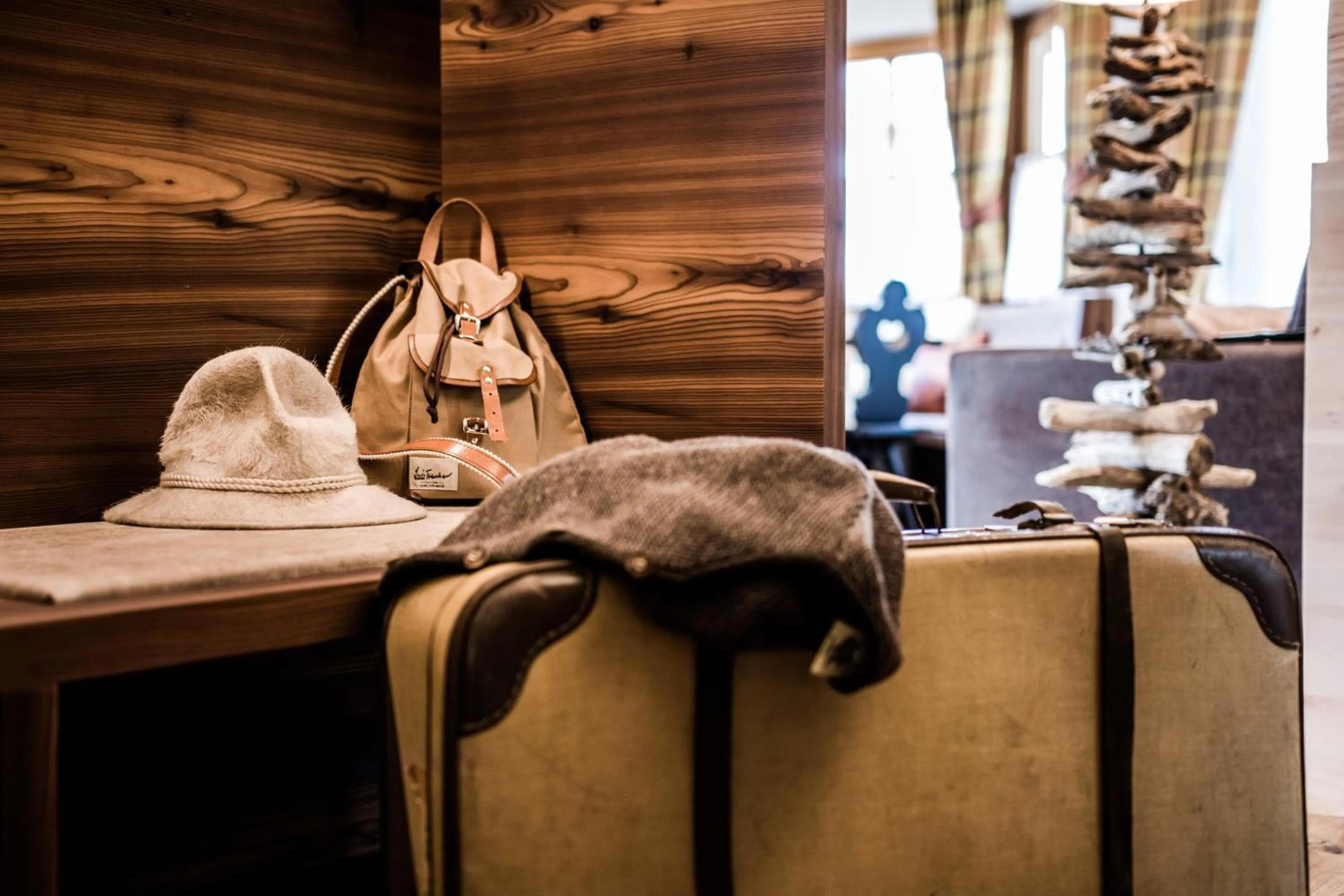 Decorative detail in Garni Residence Soraiser