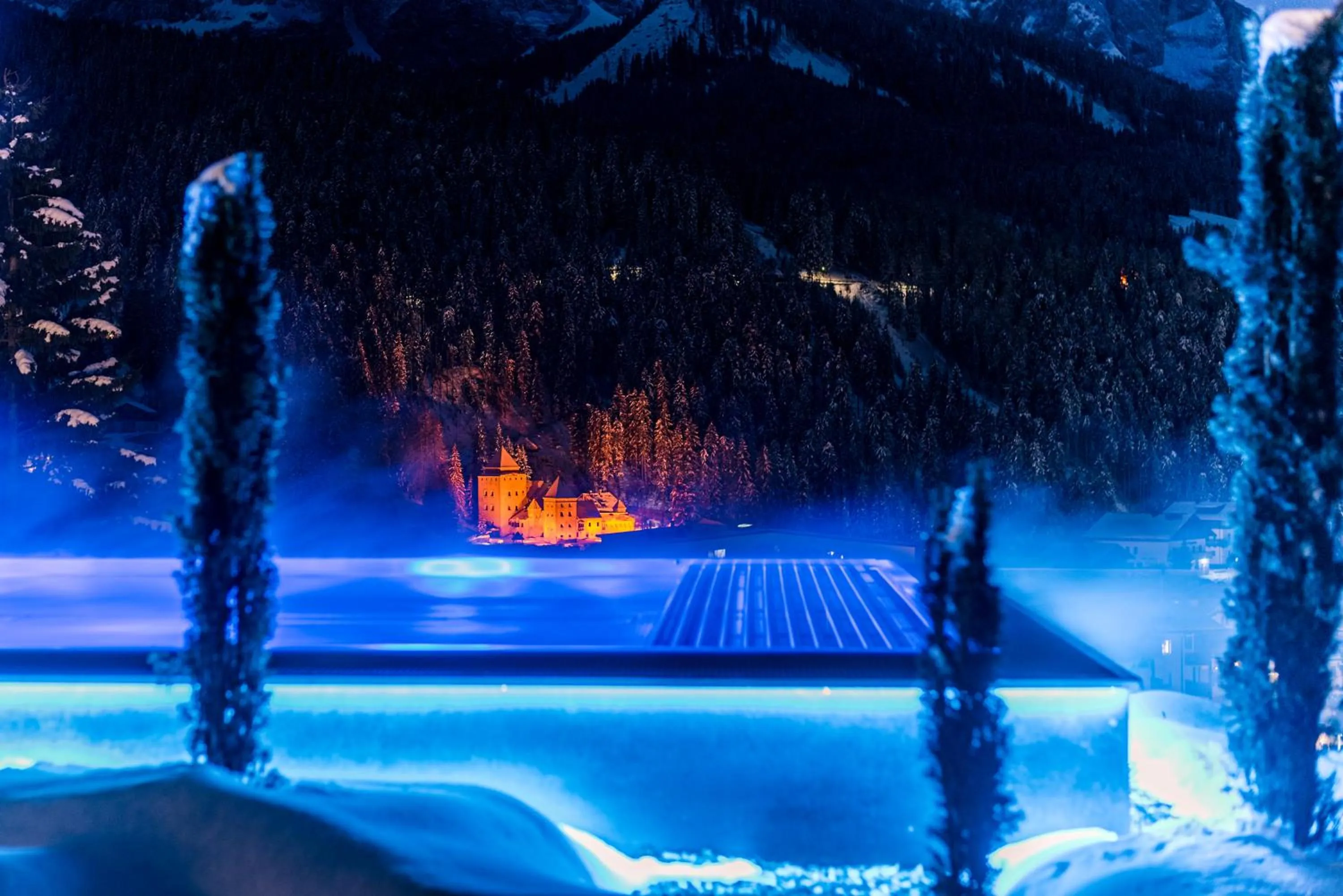 Night in Garni Residence Soraiser