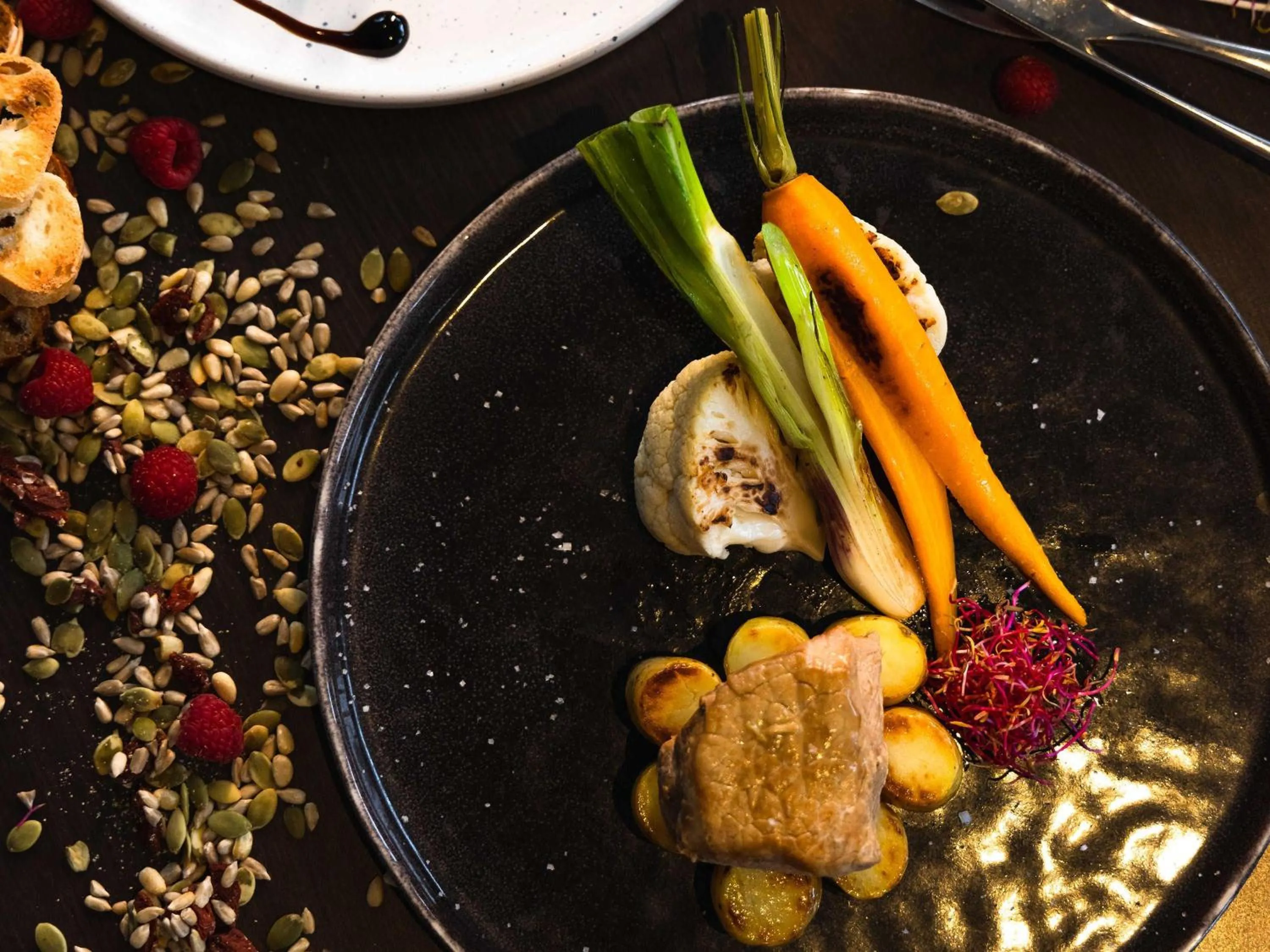 Restaurant/places to eat in Mercure Tours Nord