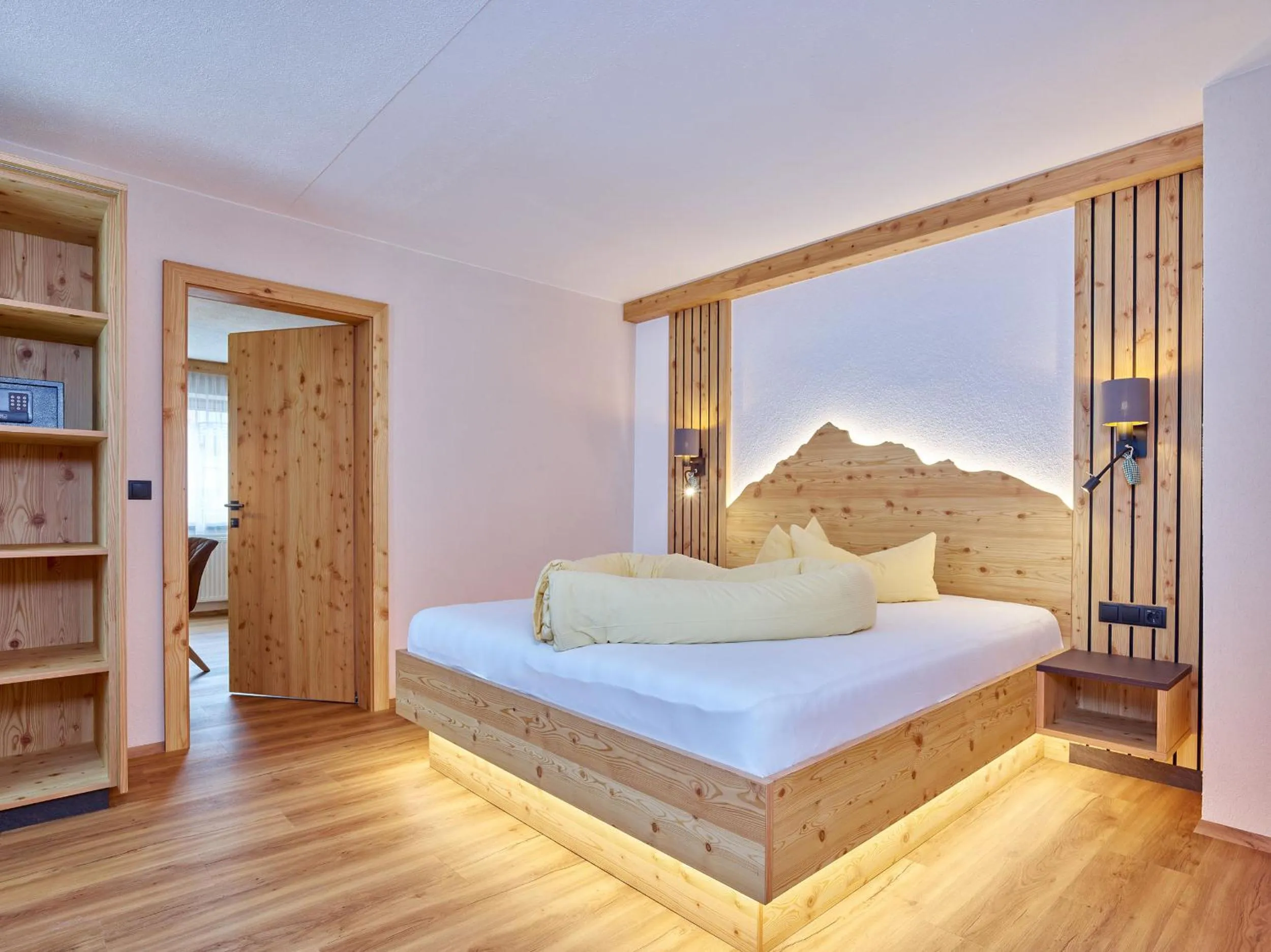 Bed in Hotel Alt Vent Tyrol