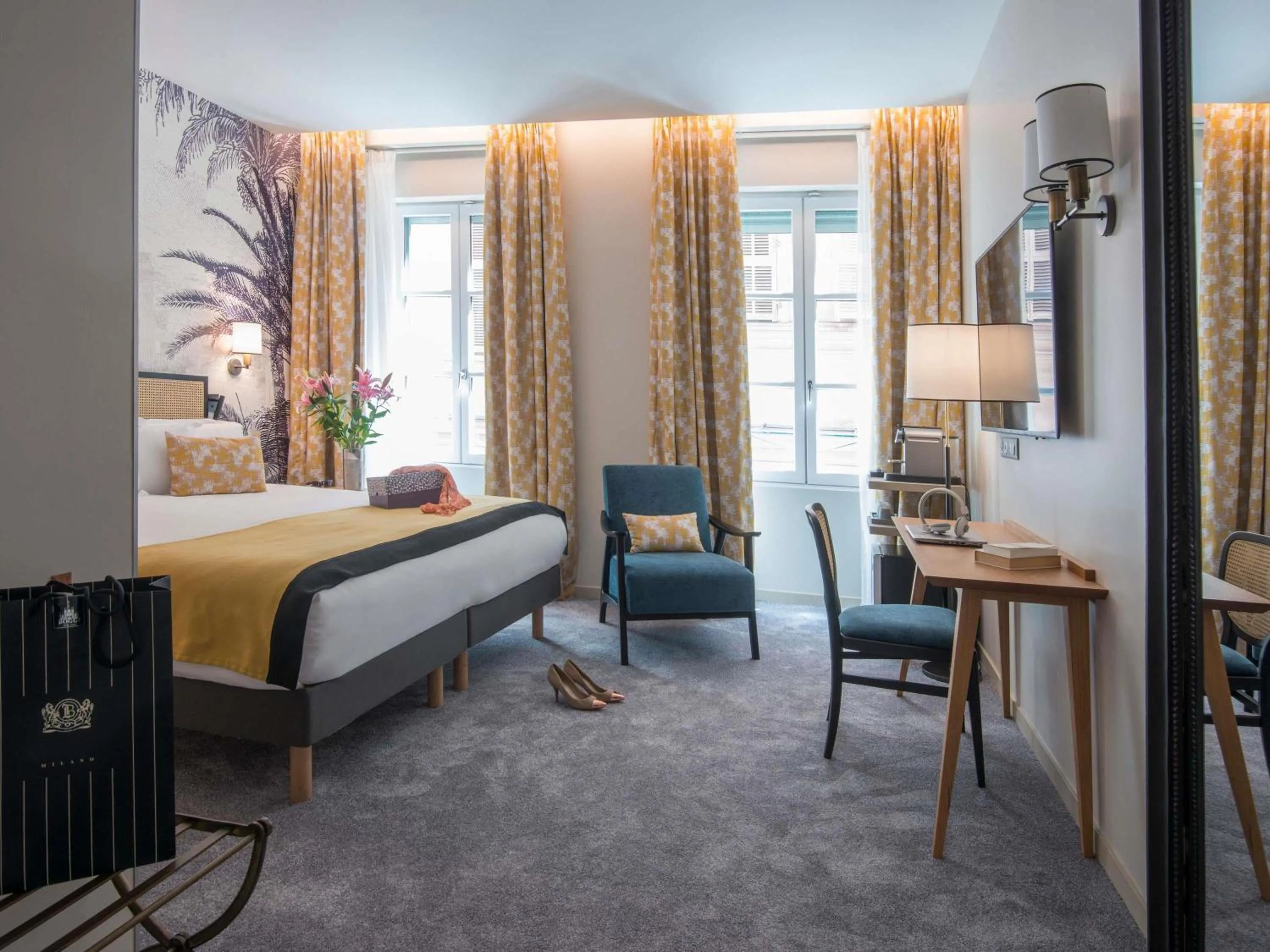 Bedroom, Bed in Mercure Nice Marché Aux Fleurs