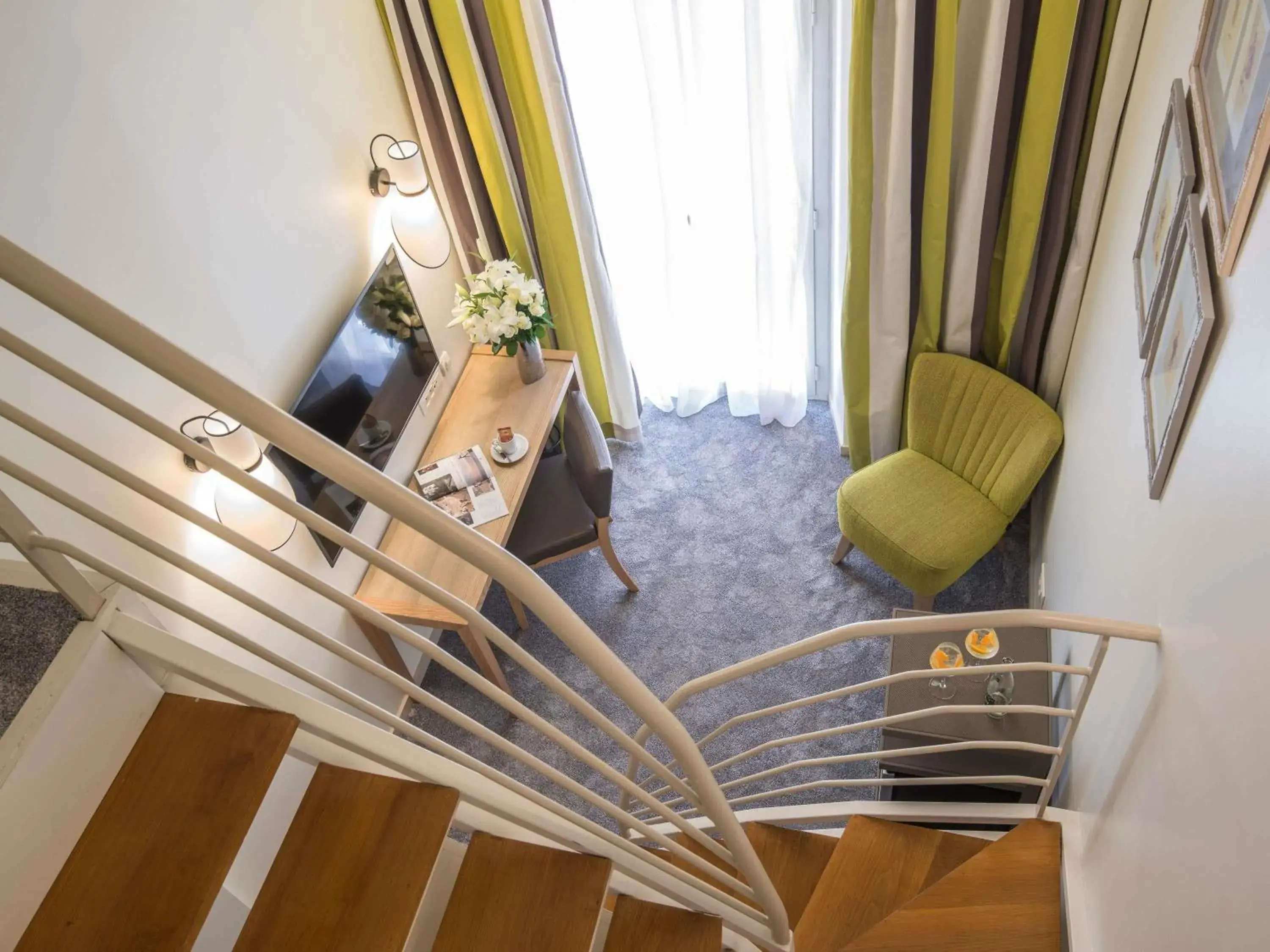 Classic Room in Mercure Nice Marché Aux Fleurs Classic Room in Mercure Nice Marché Aux Fleurs