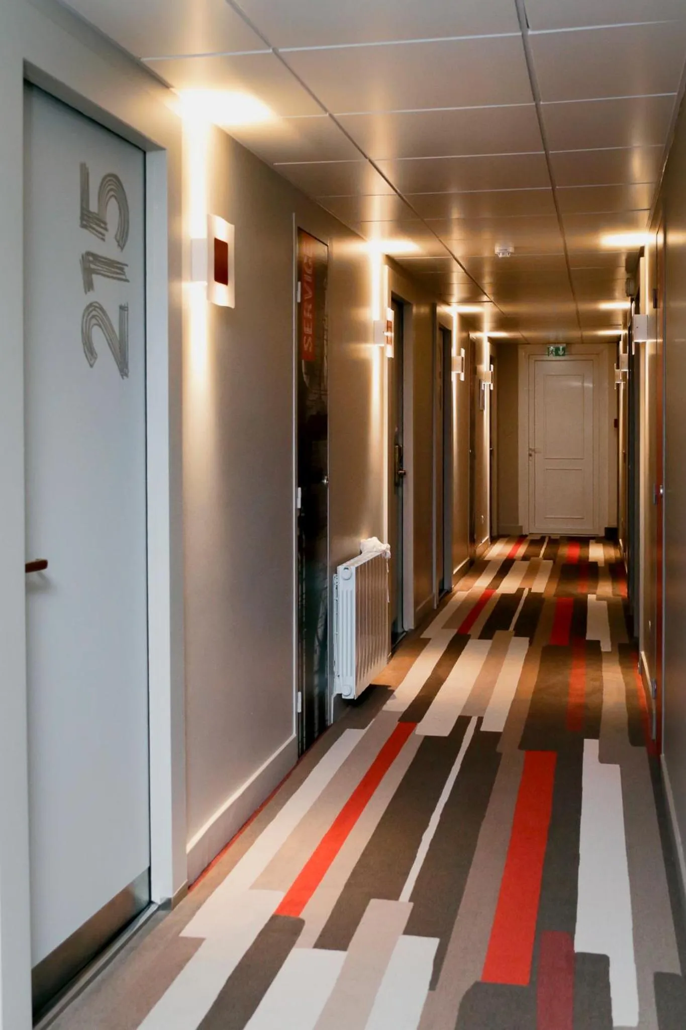 Lobby or reception in ibis Dole Sud Choisey