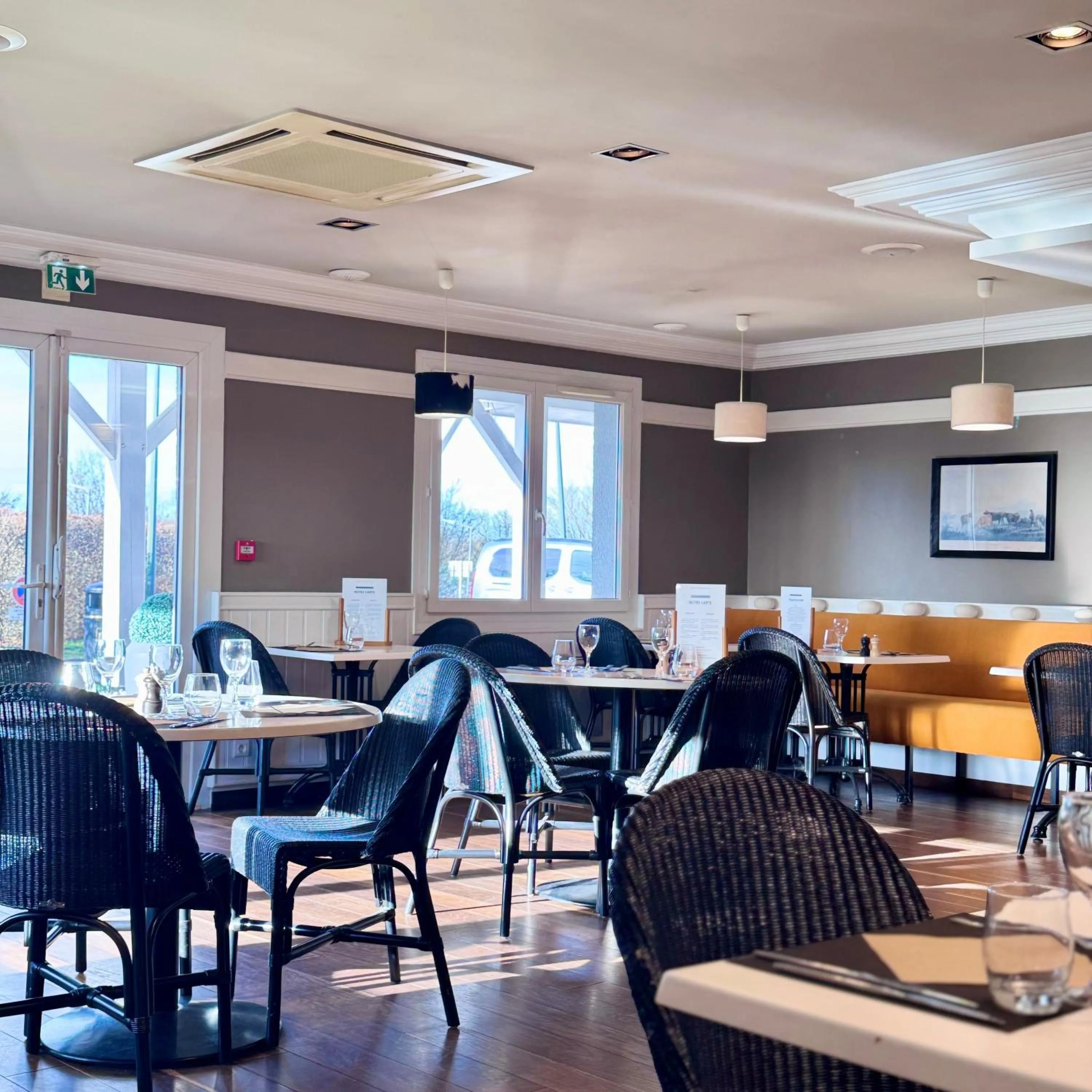 Restaurant/places to eat in ibis Dole Sud Choisey