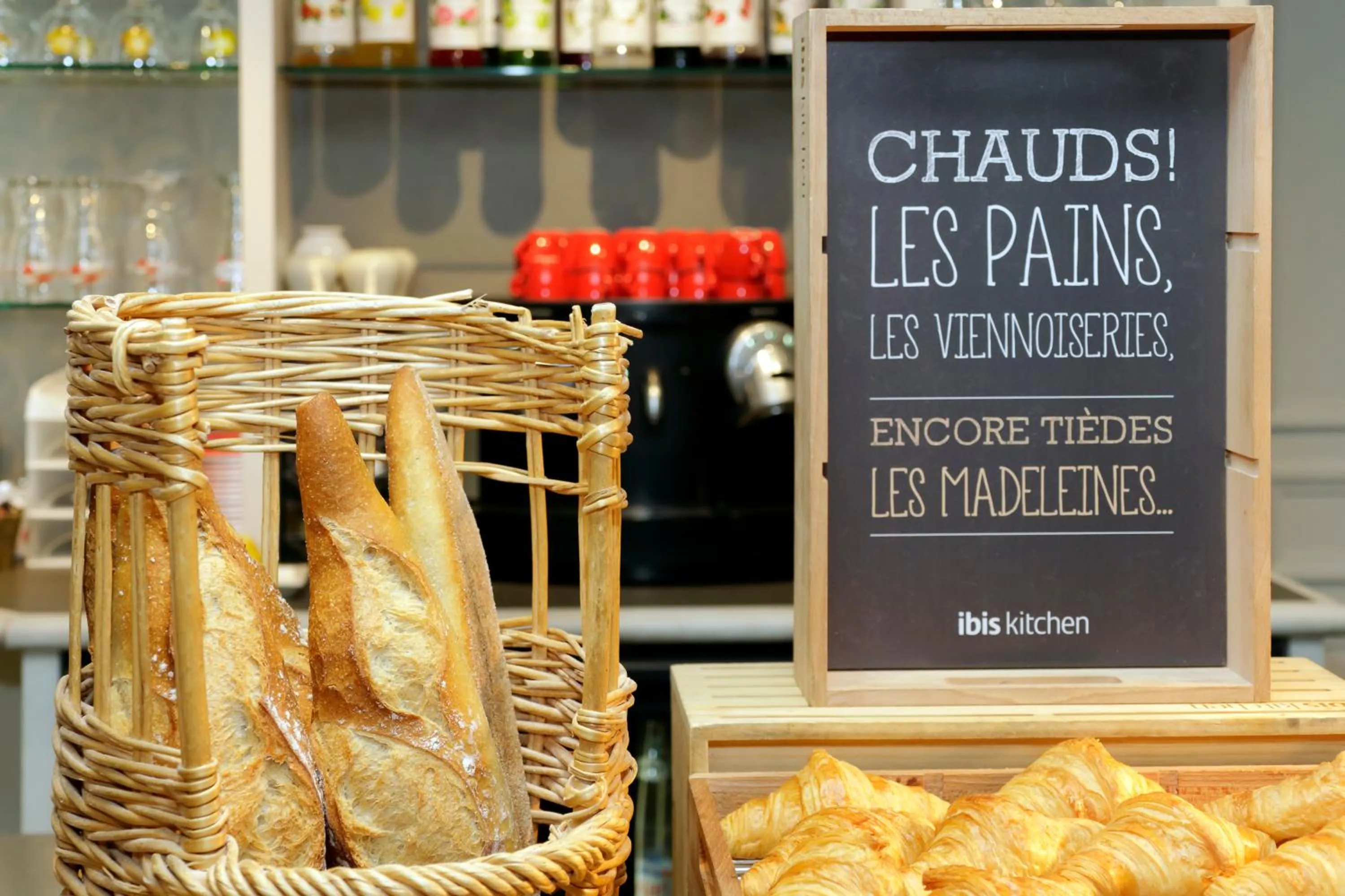 Buffet breakfast in ibis Dole Sud Choisey