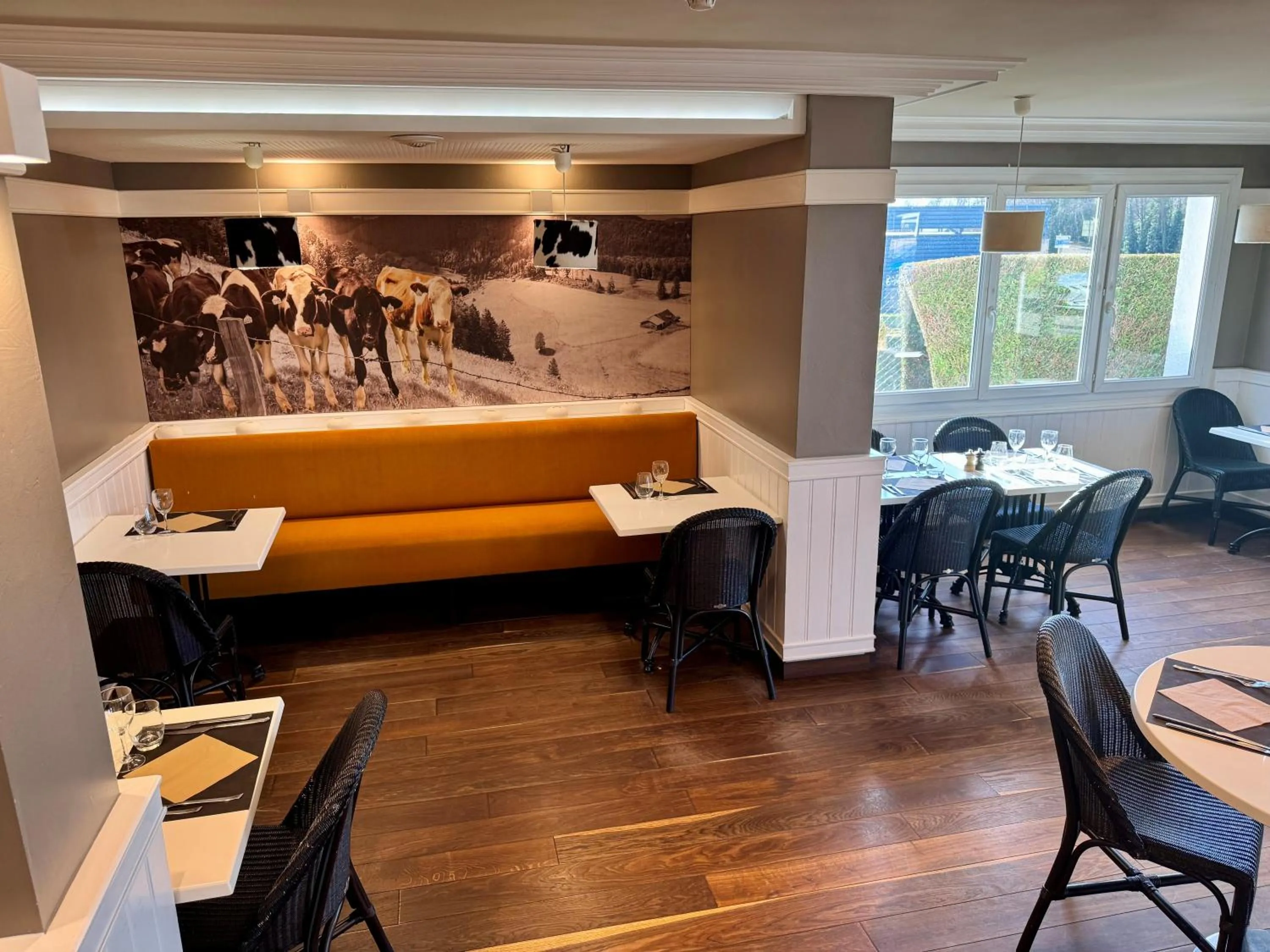 Restaurant/places to eat in ibis Dole Sud Choisey