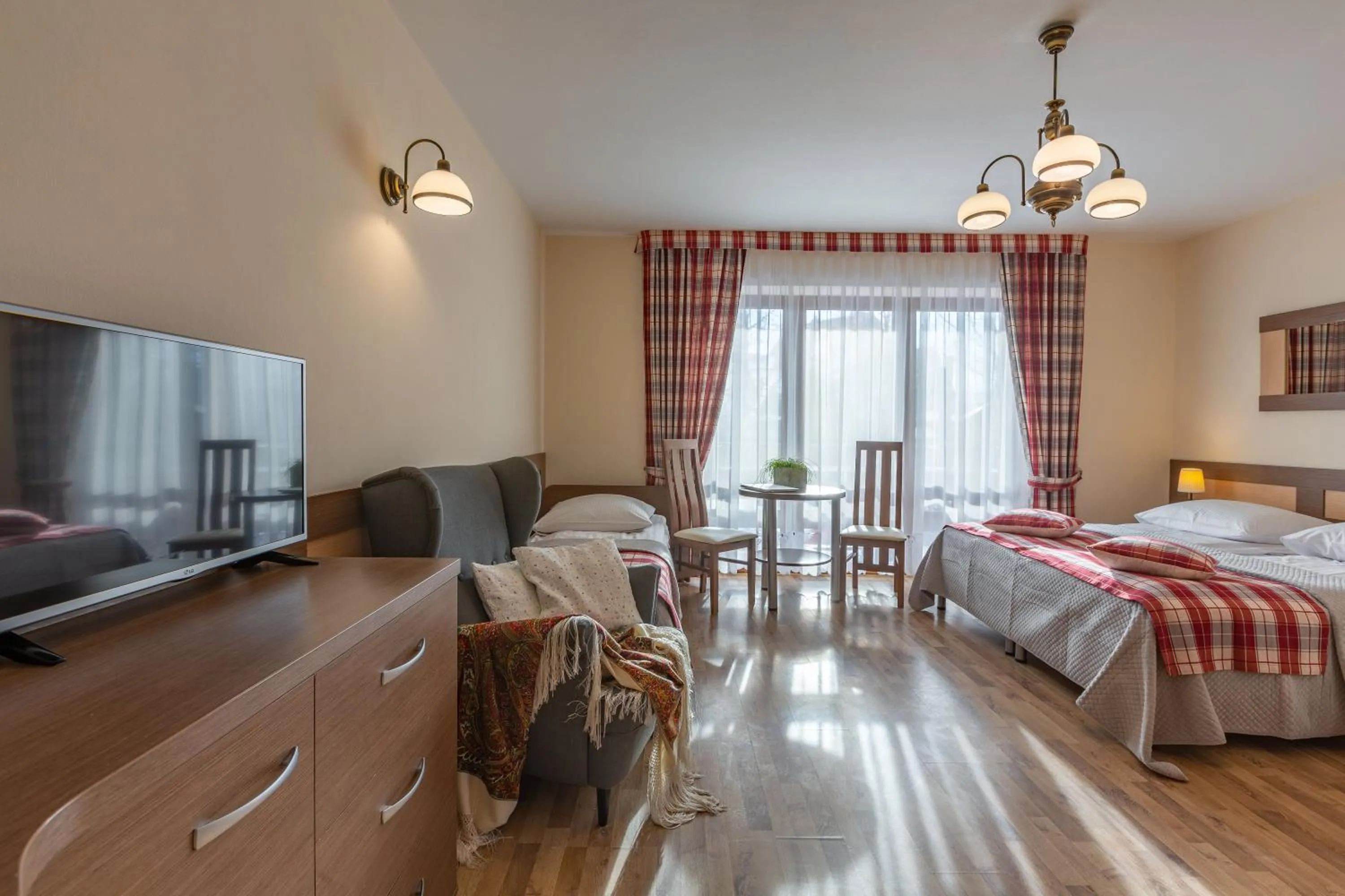 Bedroom, Bed in Willa Borowianka