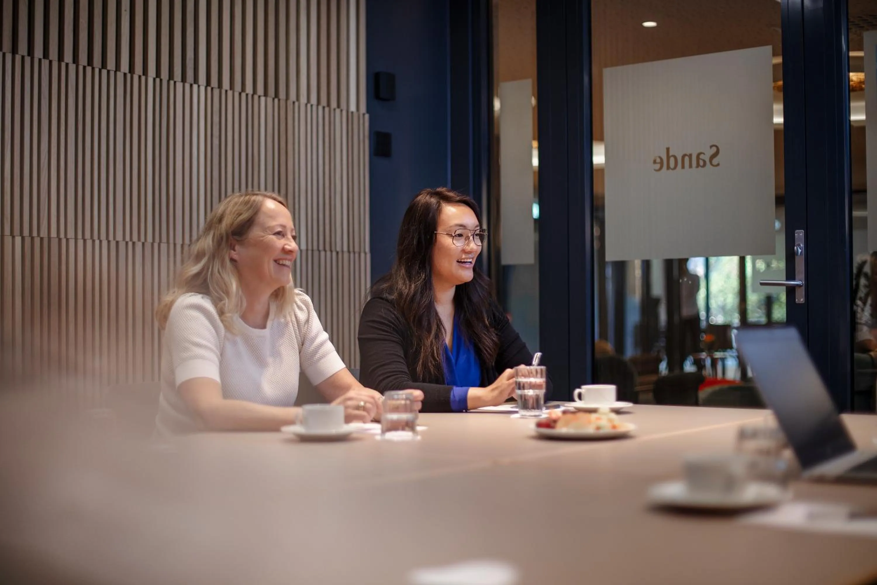 People in Hotel Alexandra Loen