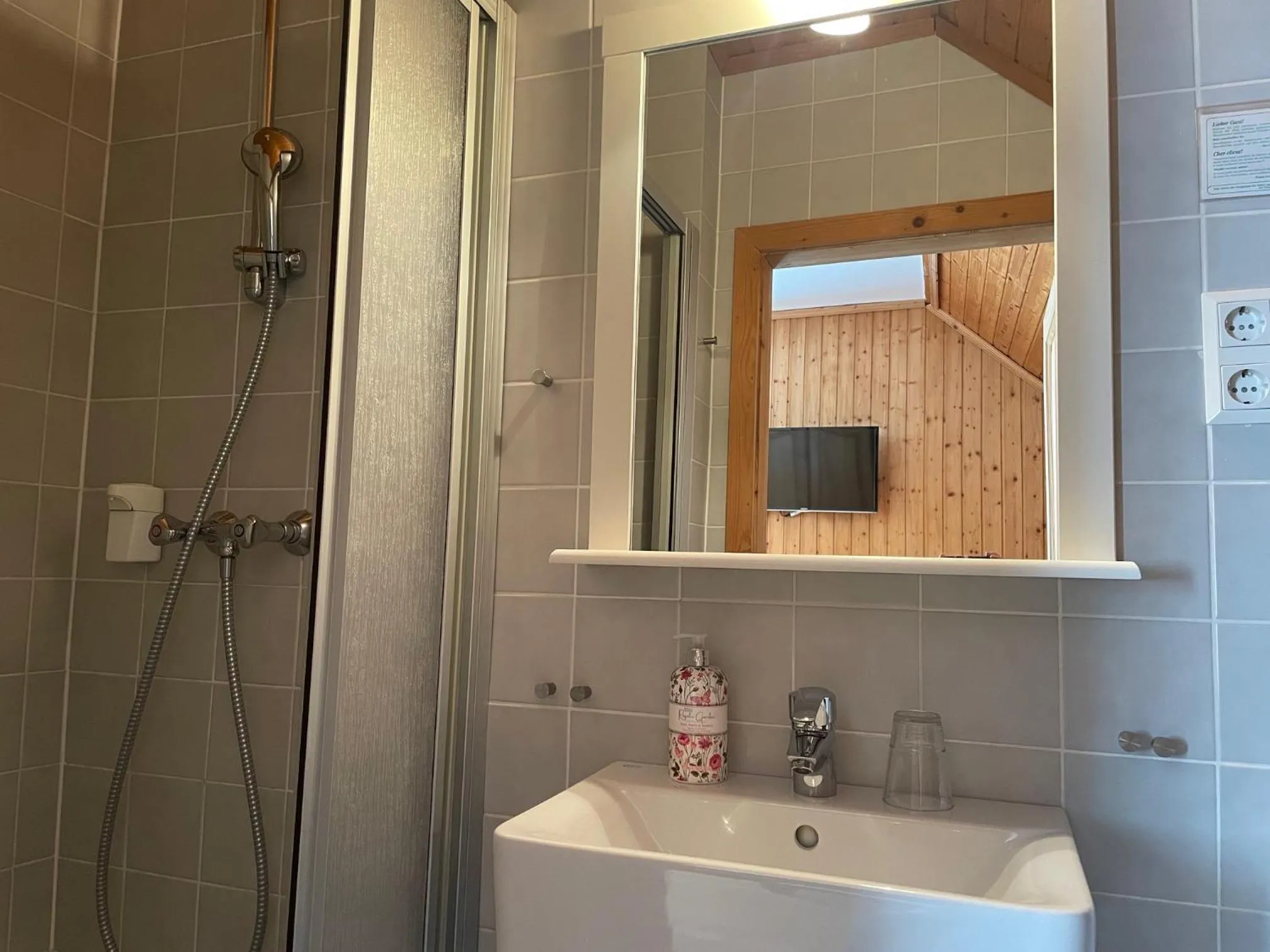 Bathroom in Gasthof Martinihof