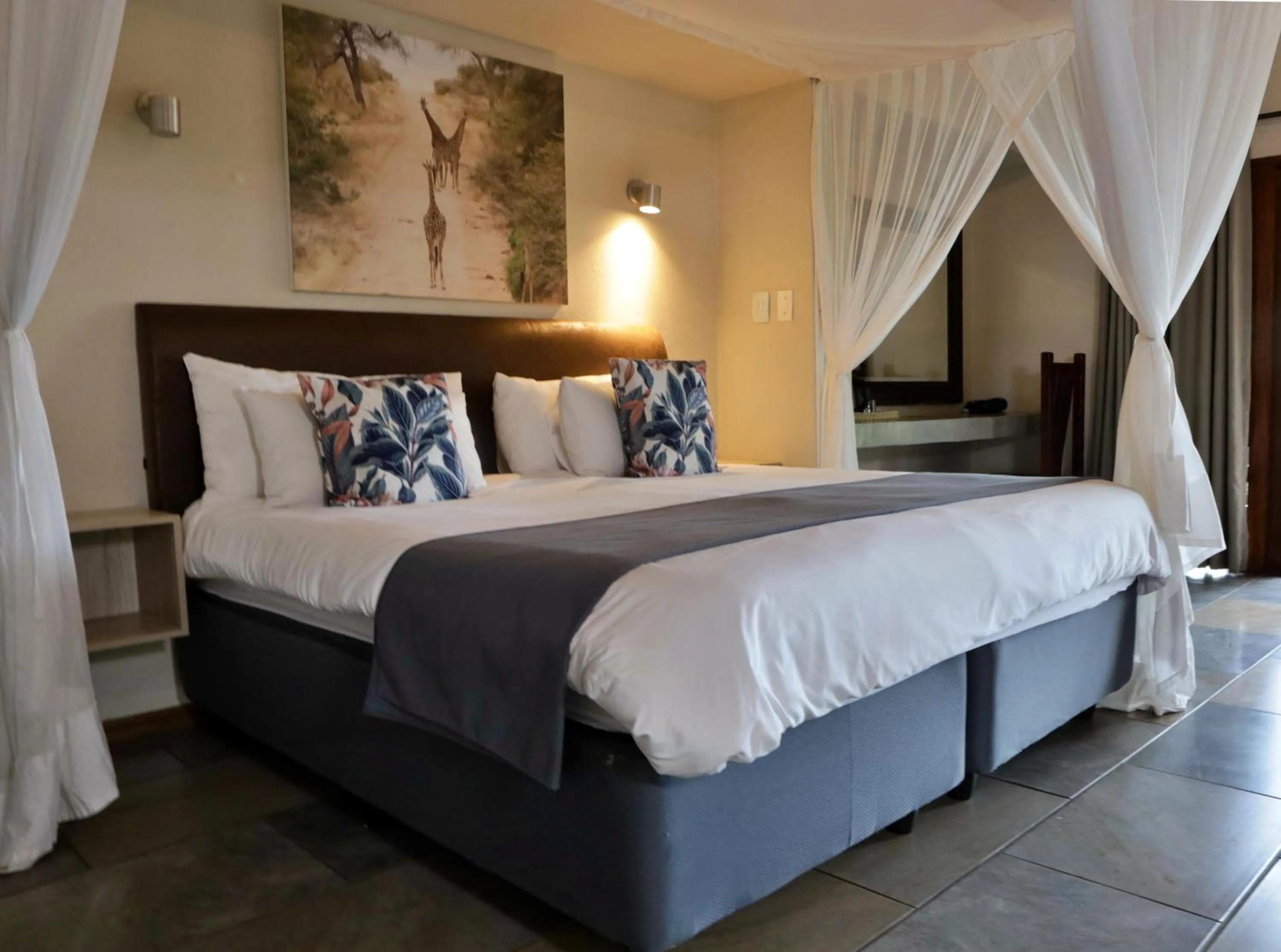 Property building, Bed in Umbhaba Eco Lodge