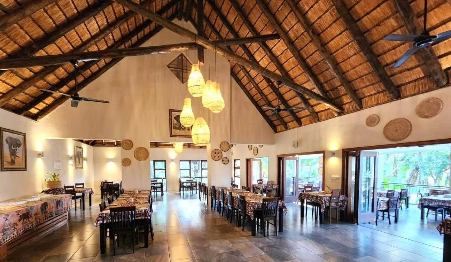 Restaurant/places to eat in Umbhaba Eco Lodge