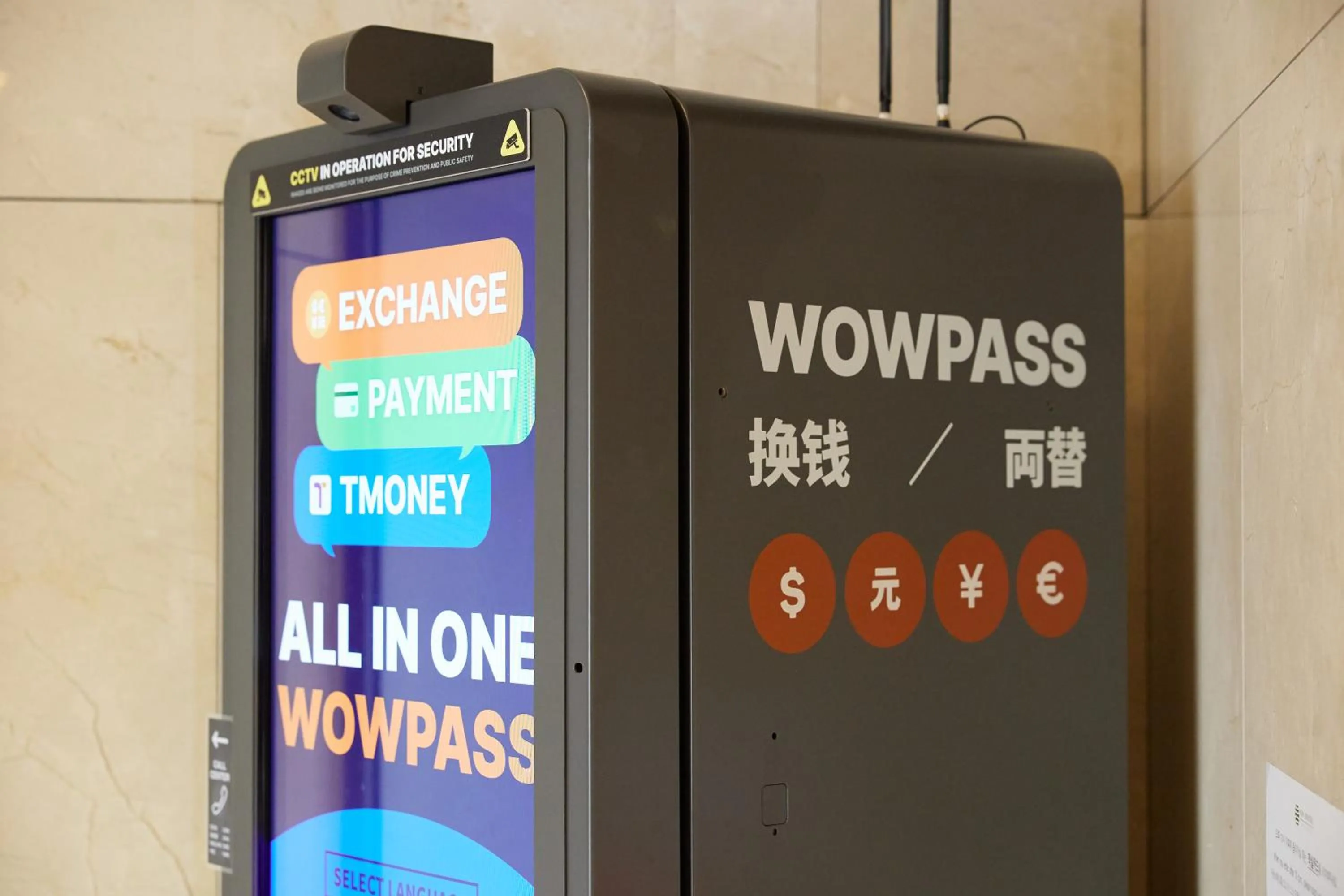 currency exchange in Hotel New Oriental Myeongdong