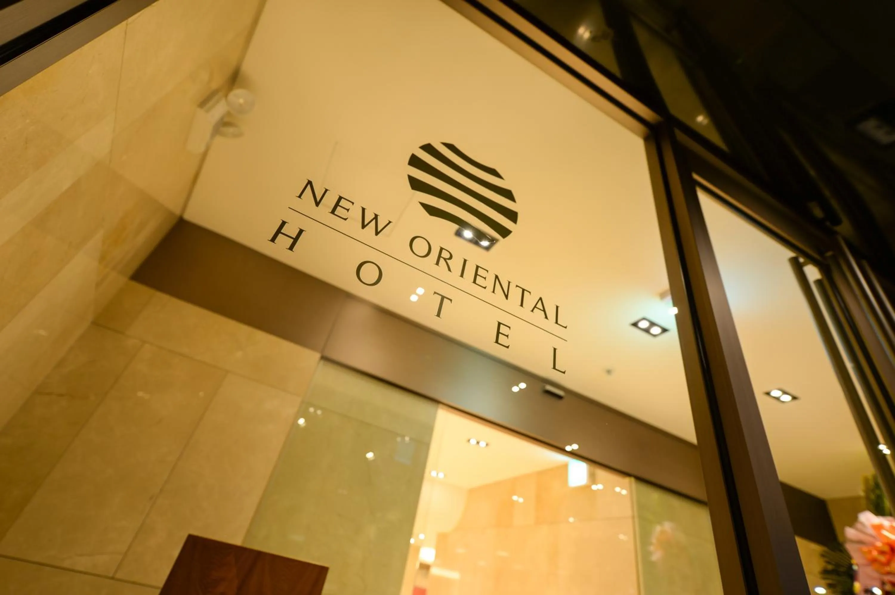 Facade/entrance in Hotel New Oriental Myeongdong