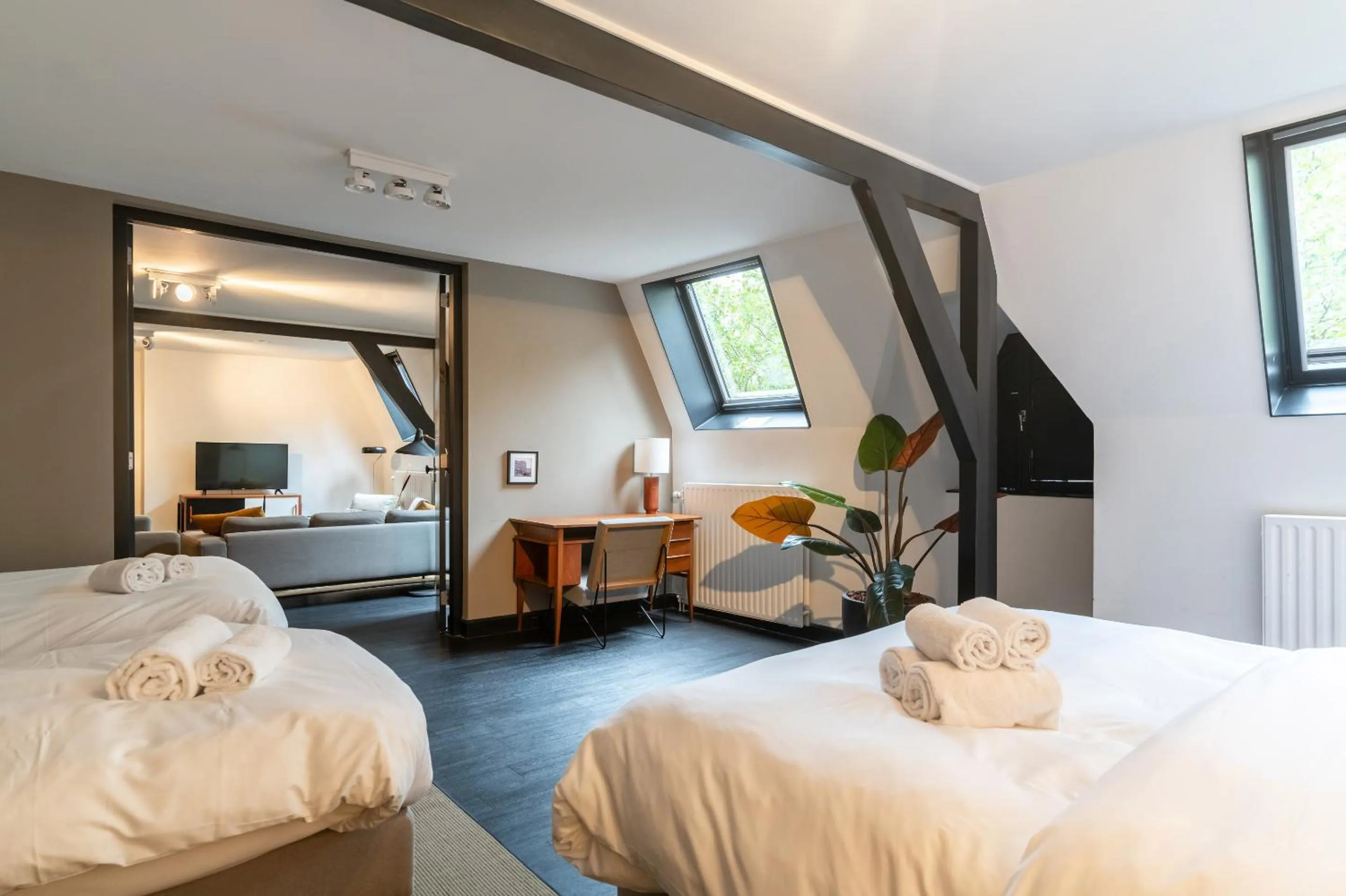 Bedroom, Bed in The Hunfeld