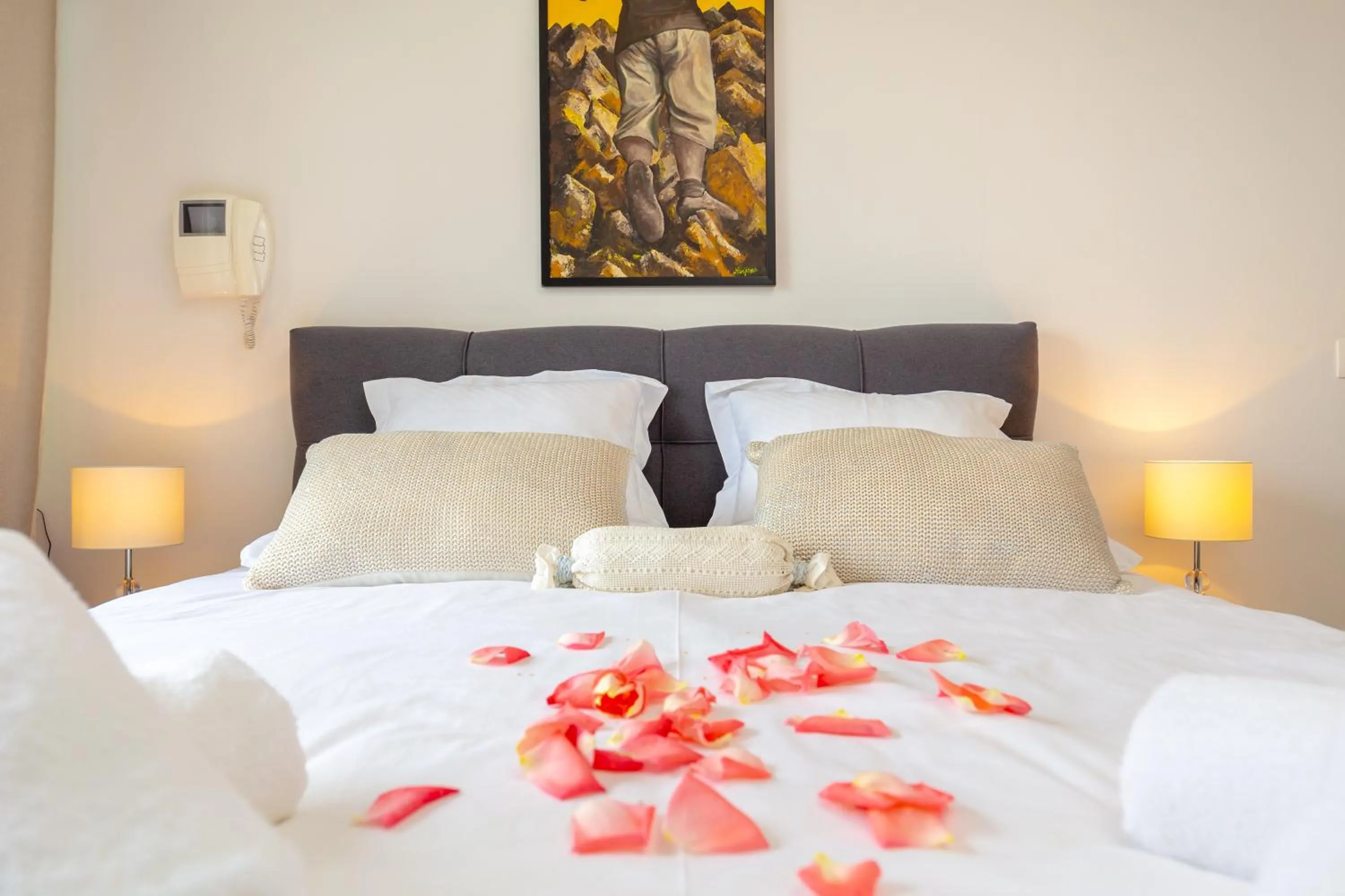 Bed in Guest House Steel