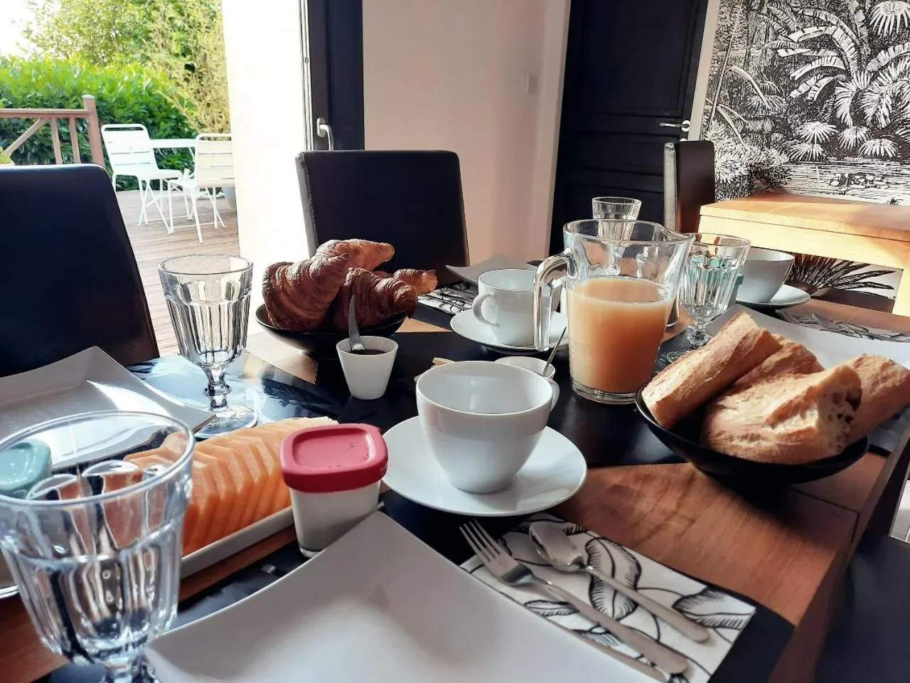 Breakfast in La Grange