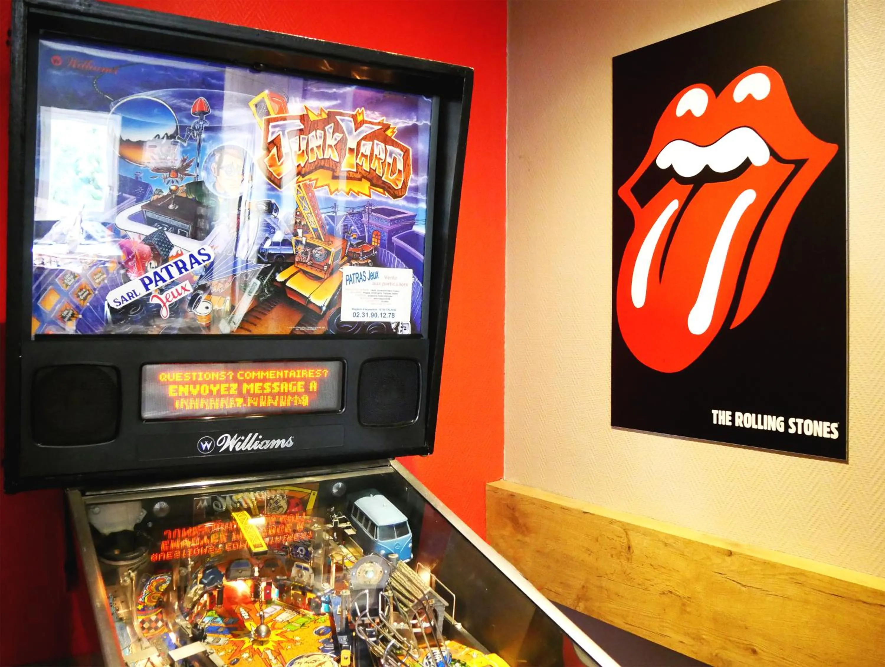 Communal lounge/ TV room in ibis Falaise Coeur de Normandie