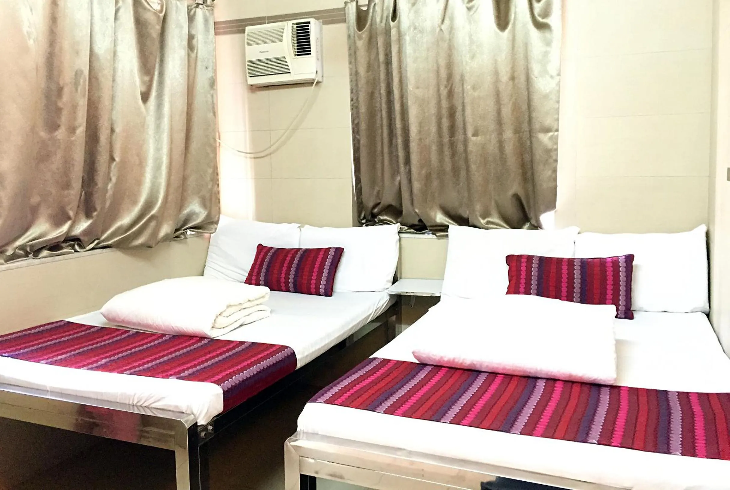 bunk bed in New Grand Guest House