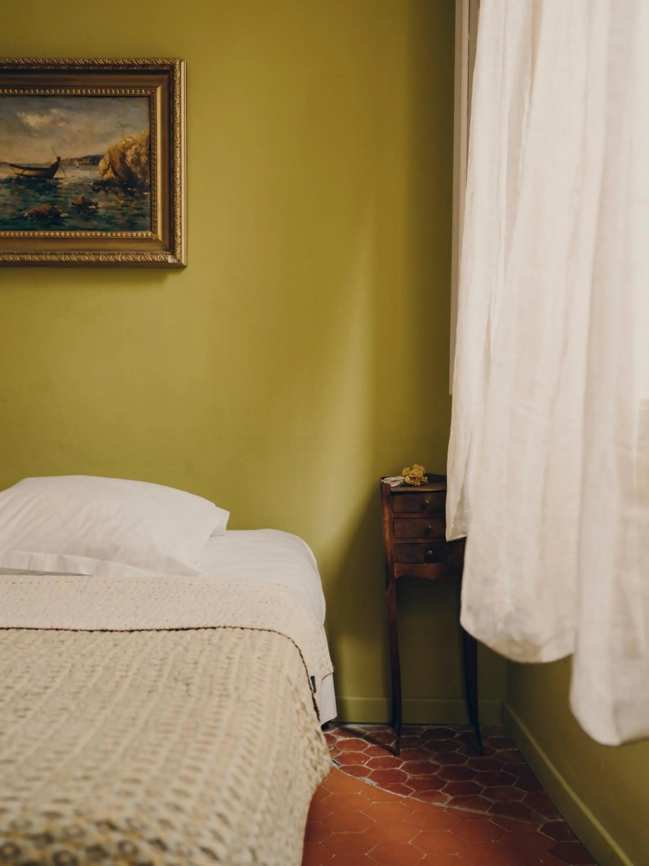 Bed in La Maison d'Odette