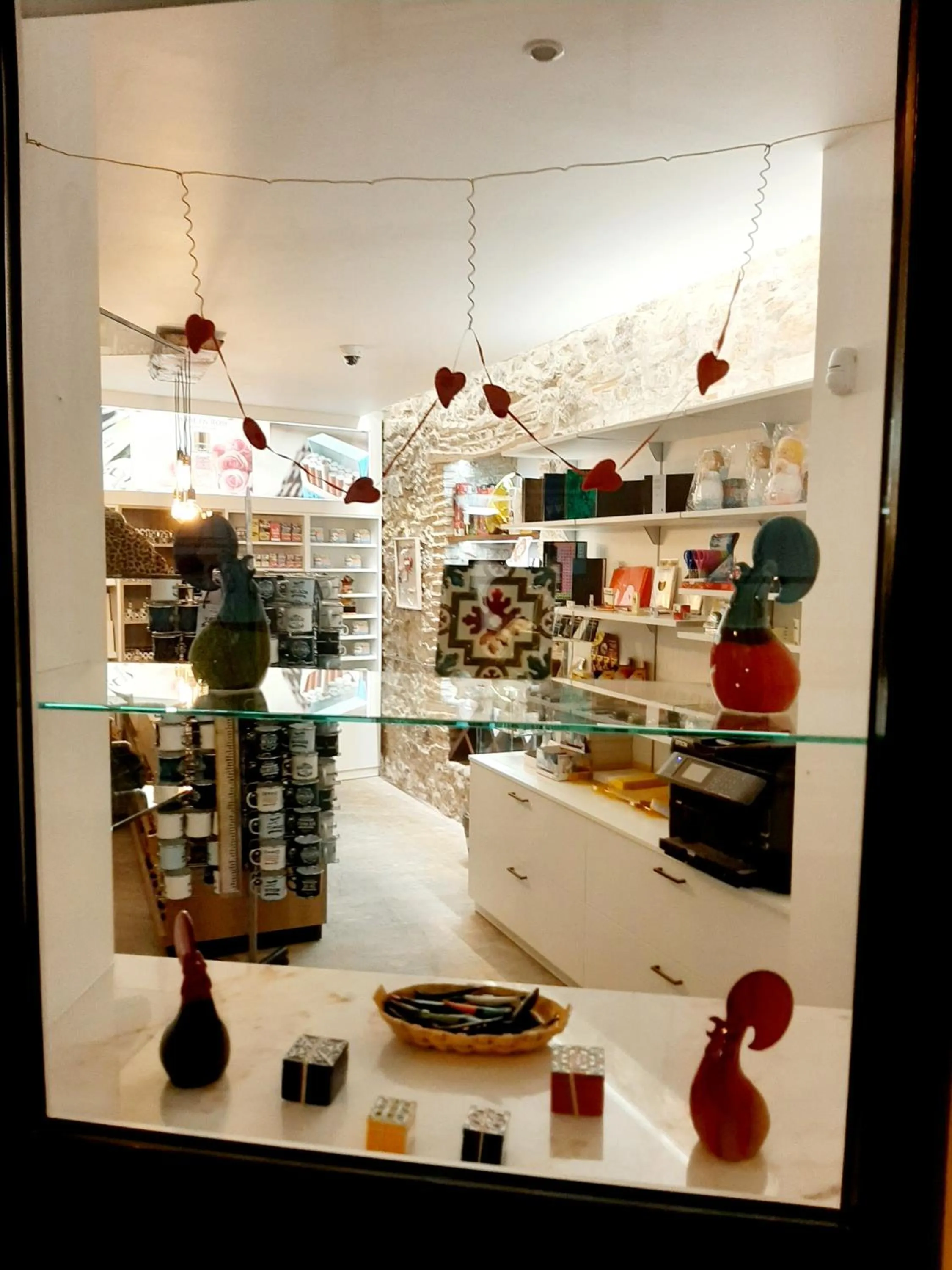 Shopping Area in Residenza Dutzu - Aparthotel Leiria