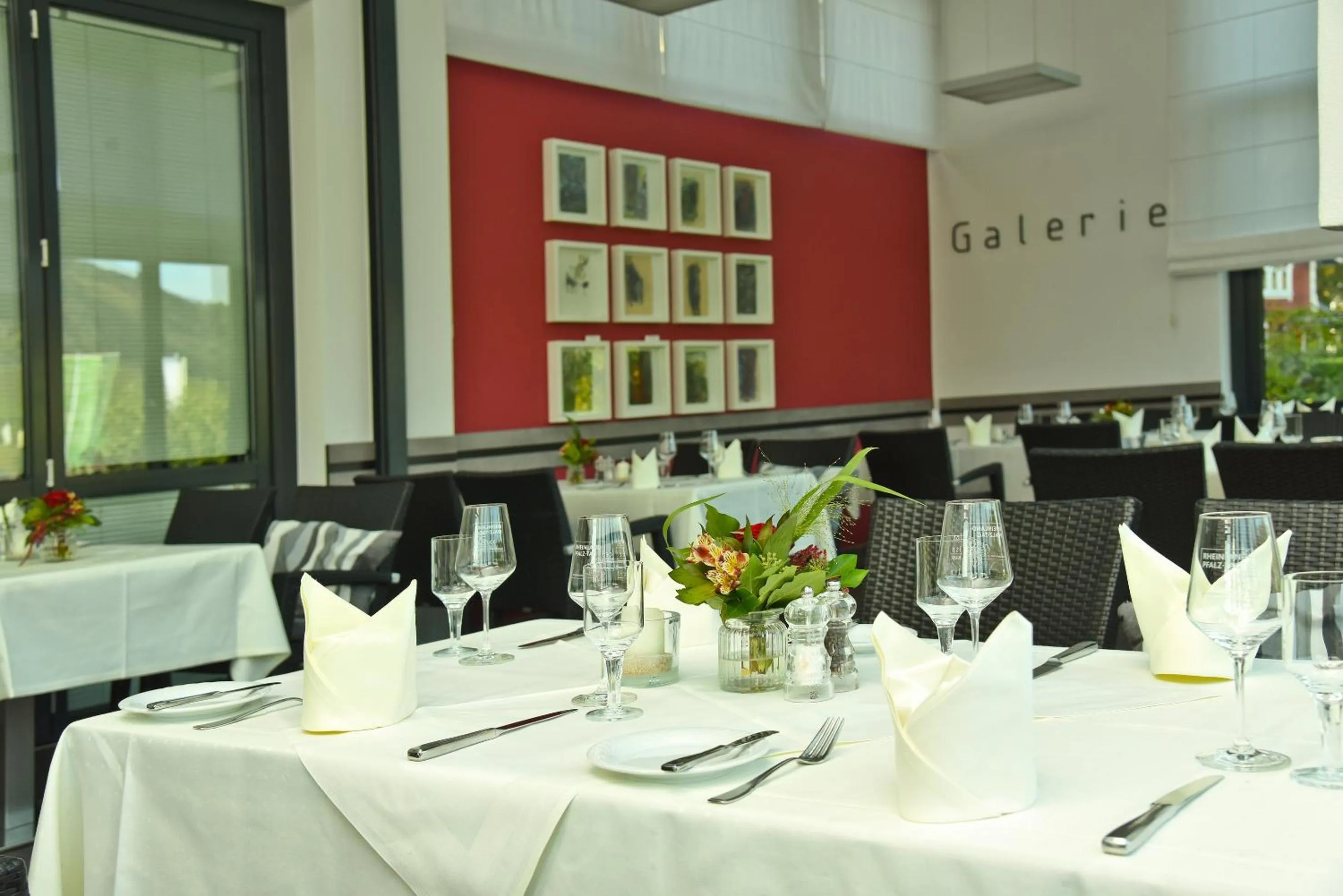 Restaurant/places to eat in Parkhotel "Am Schänzchen"