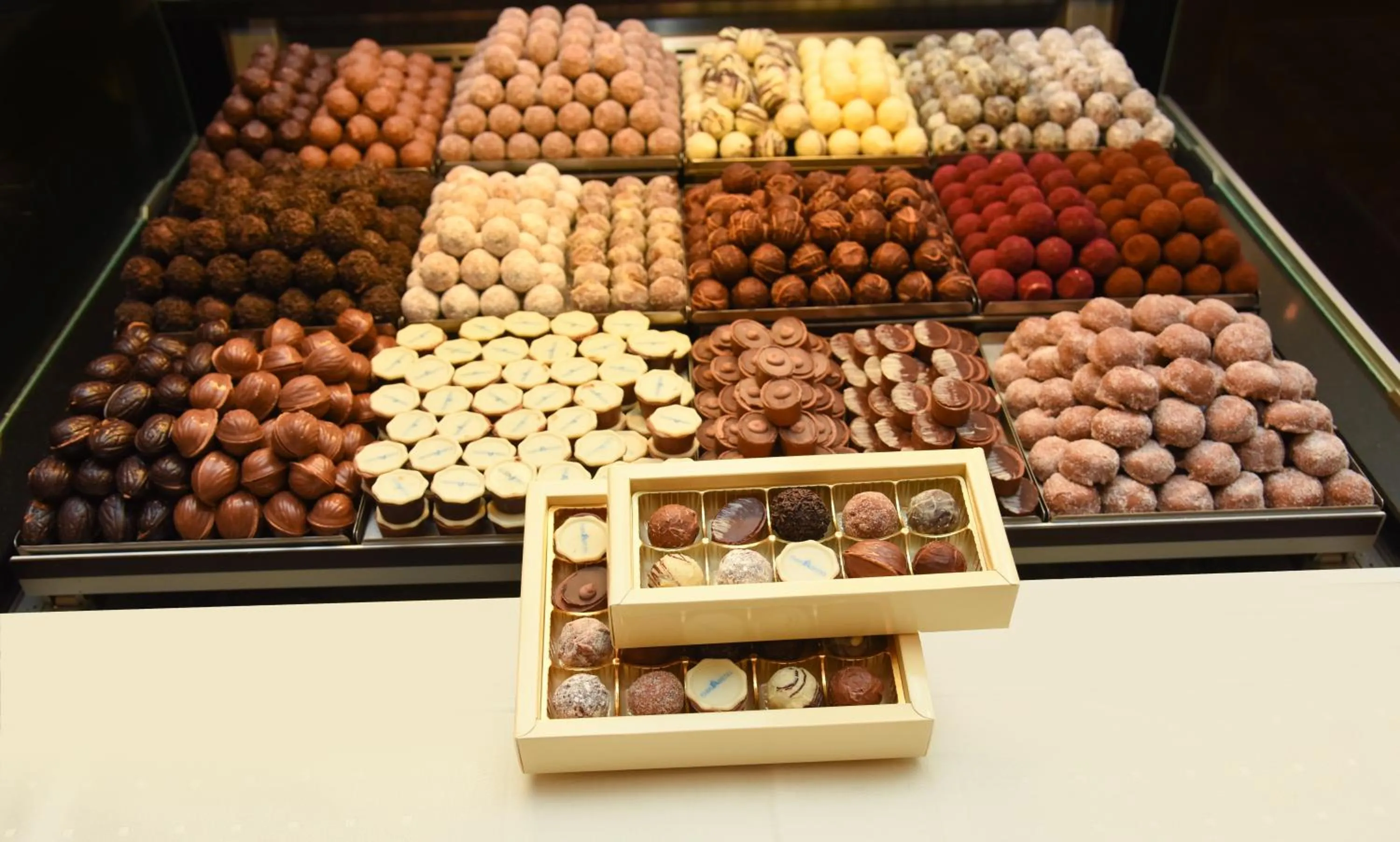 Food and drinks in Parkhotel "Am Schänzchen"