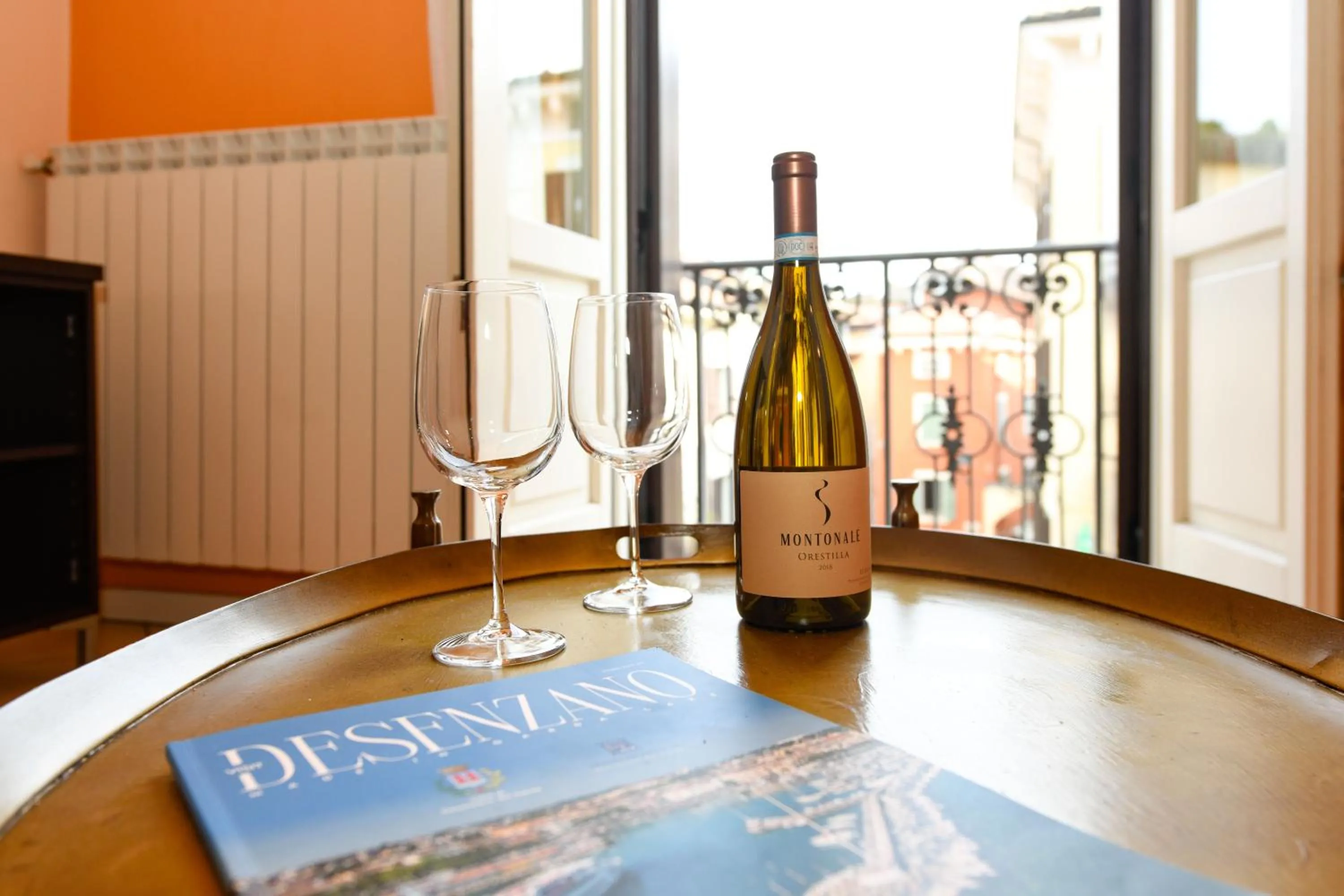 Alcoholic drinks in Flowers Apartments