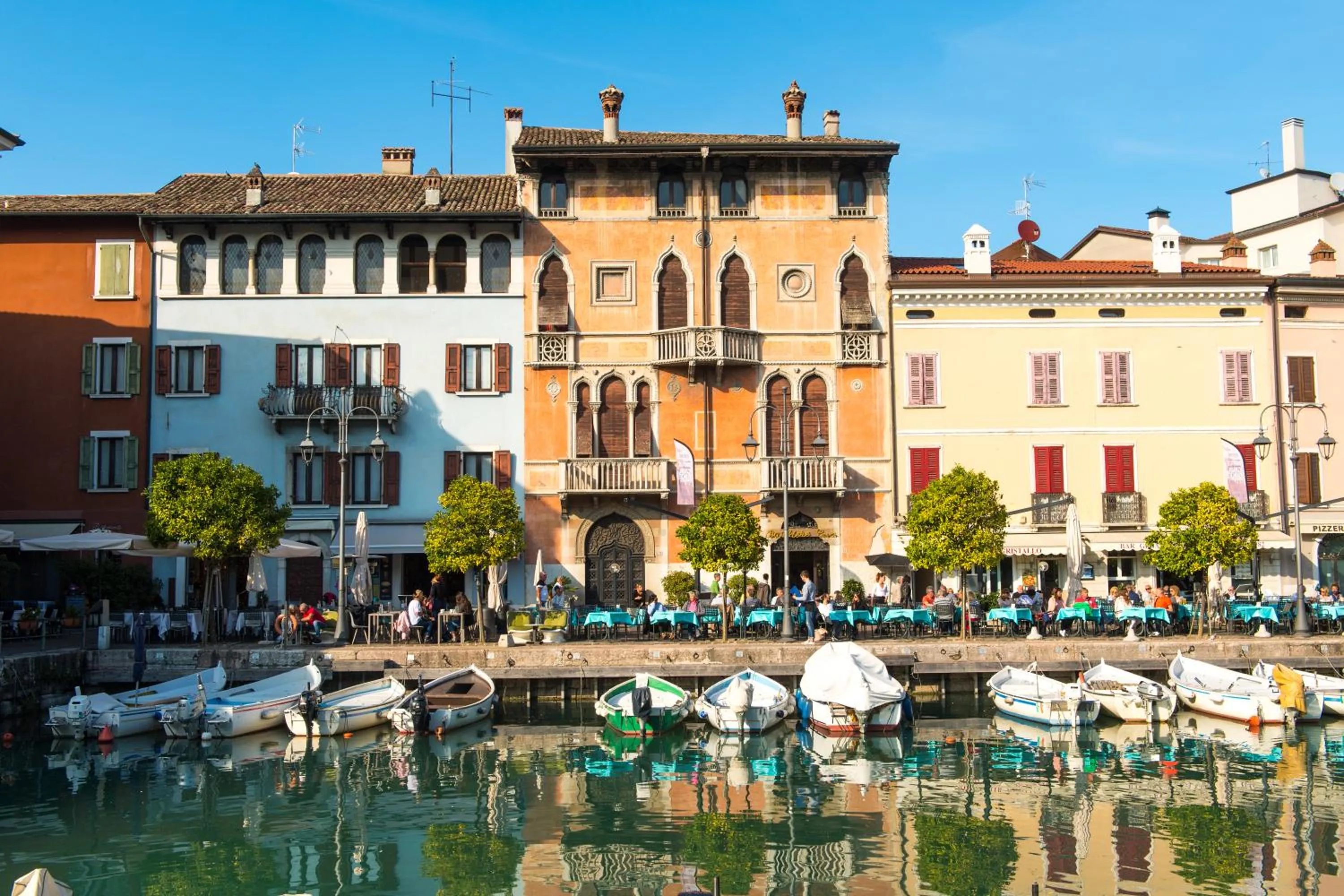 Nearby landmark in Flowers Apartments