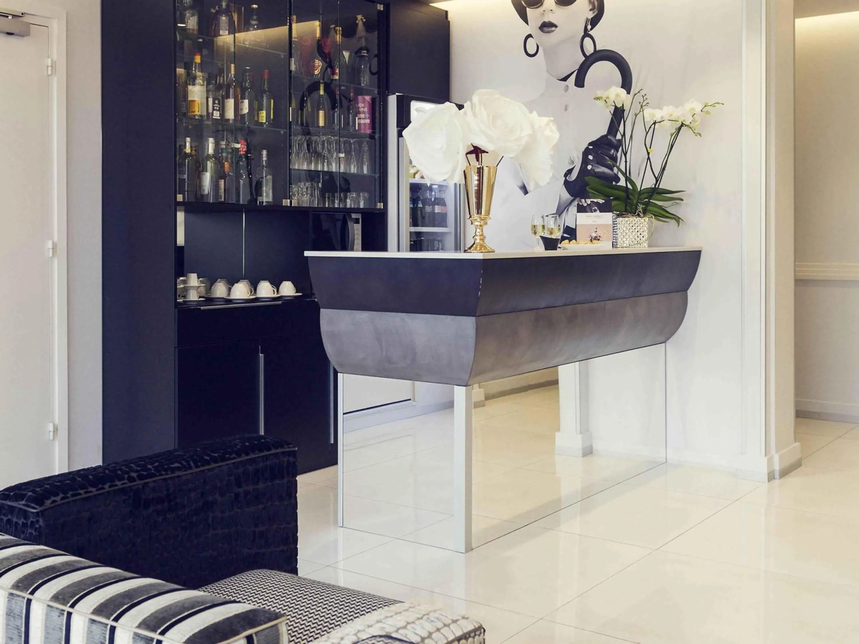 Lounge or bar in Mercure Paris Place d'Italie