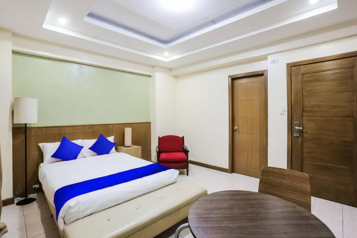 Bed in Alley 8 Makati