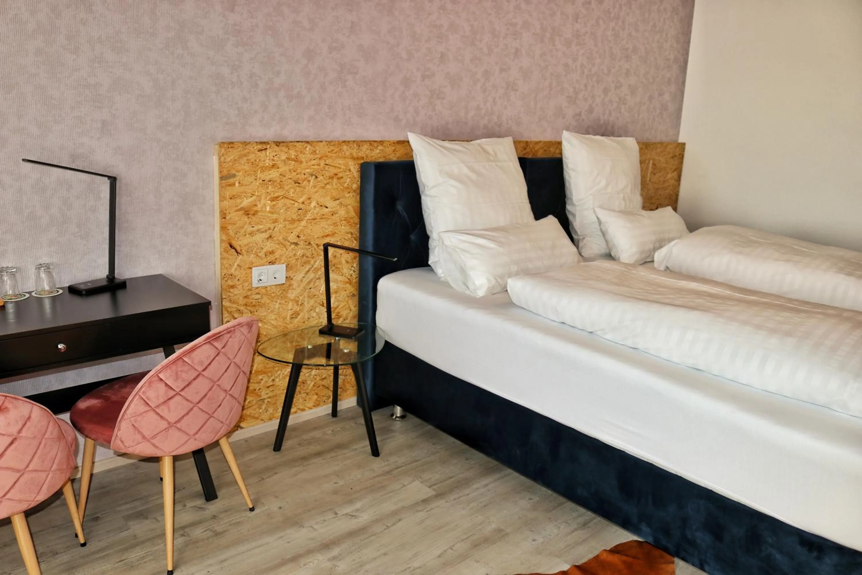 Photo of the whole room, Bed in Hotel Restaurant Sonnenschein