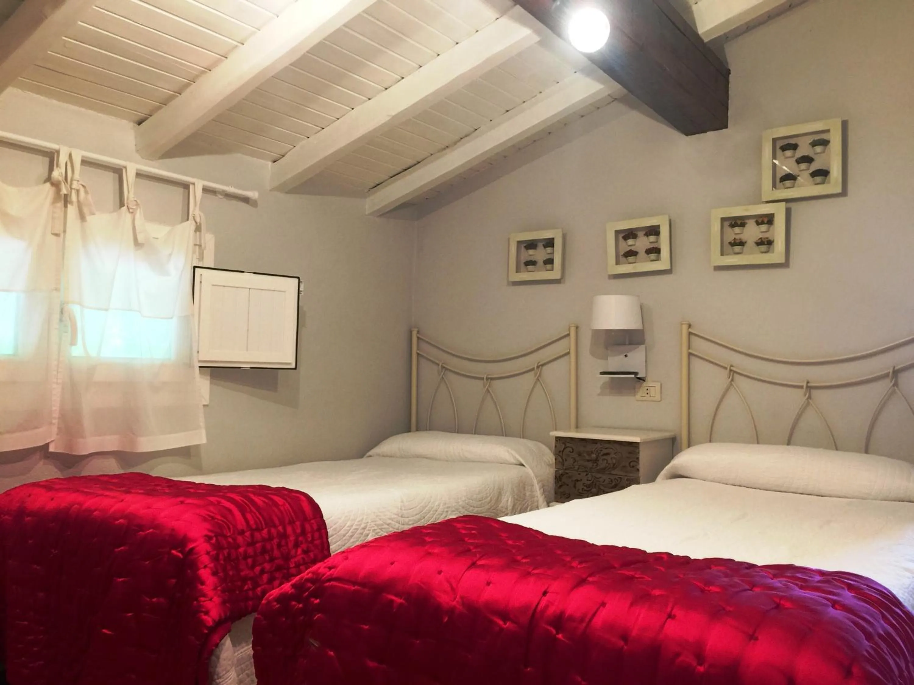 Photo of the whole room, Bed in Agroturismo Ibarra