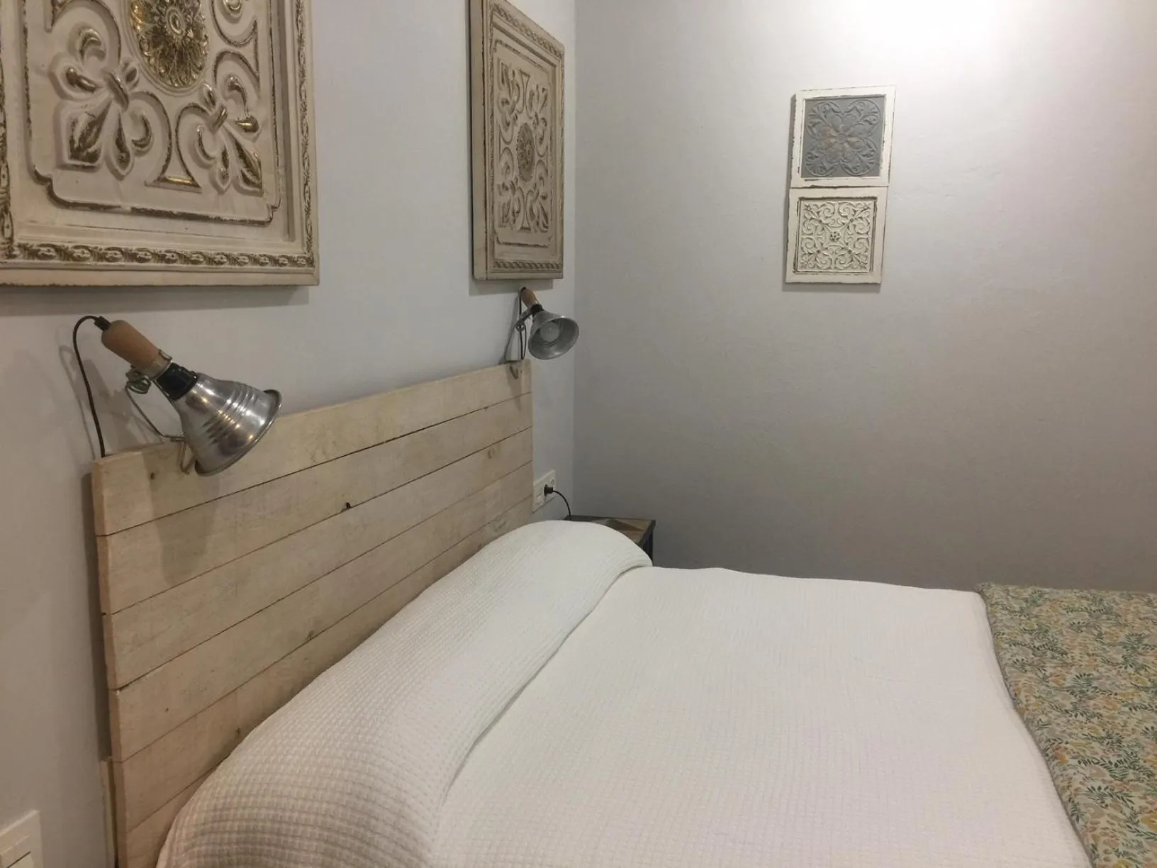 Decorative detail, Bed in Agroturismo Ibarra