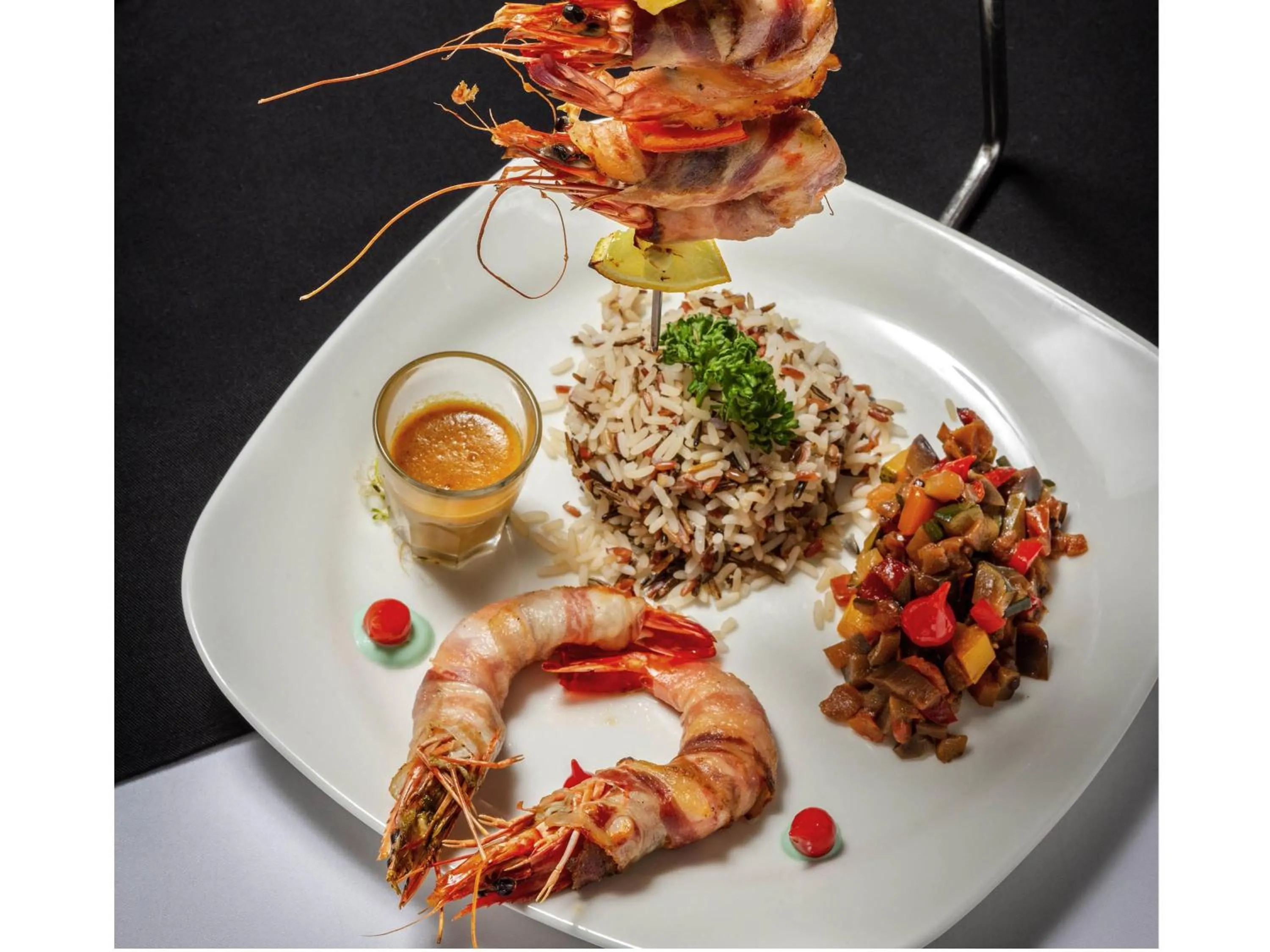 Restaurant/places to eat in Mercure Lourdes Impérial